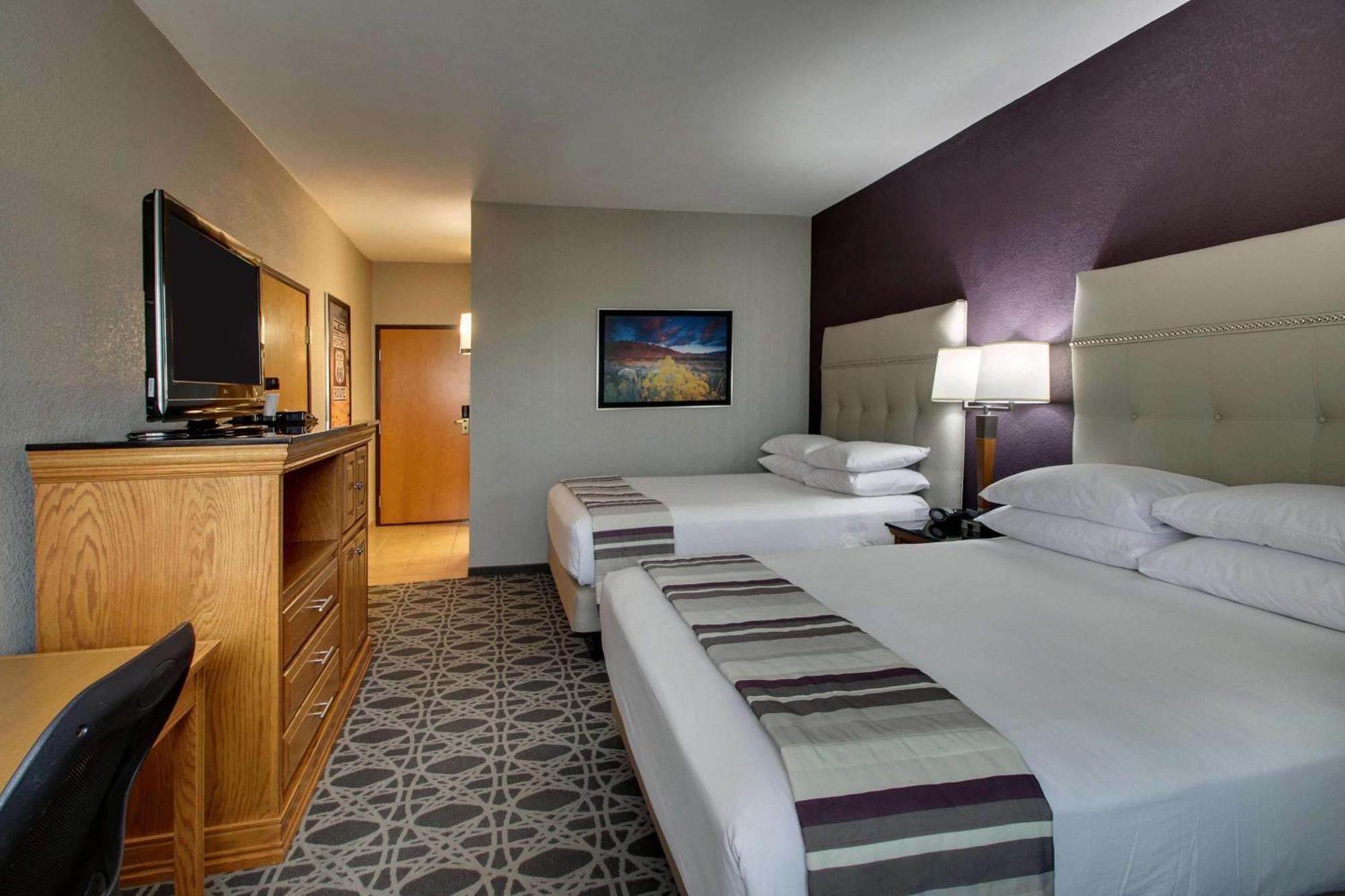 Deluxe Queen Room with Two Queen Beds with Terrace