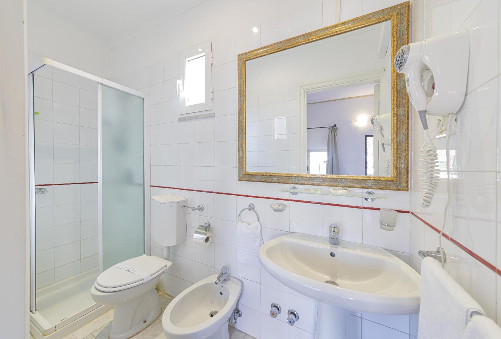 Basic Triple Room,1540797259:JPEG