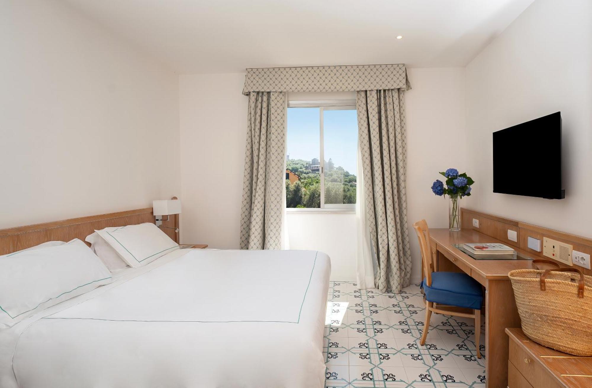 Basic Double or Twin Room,1541174161:JPEG