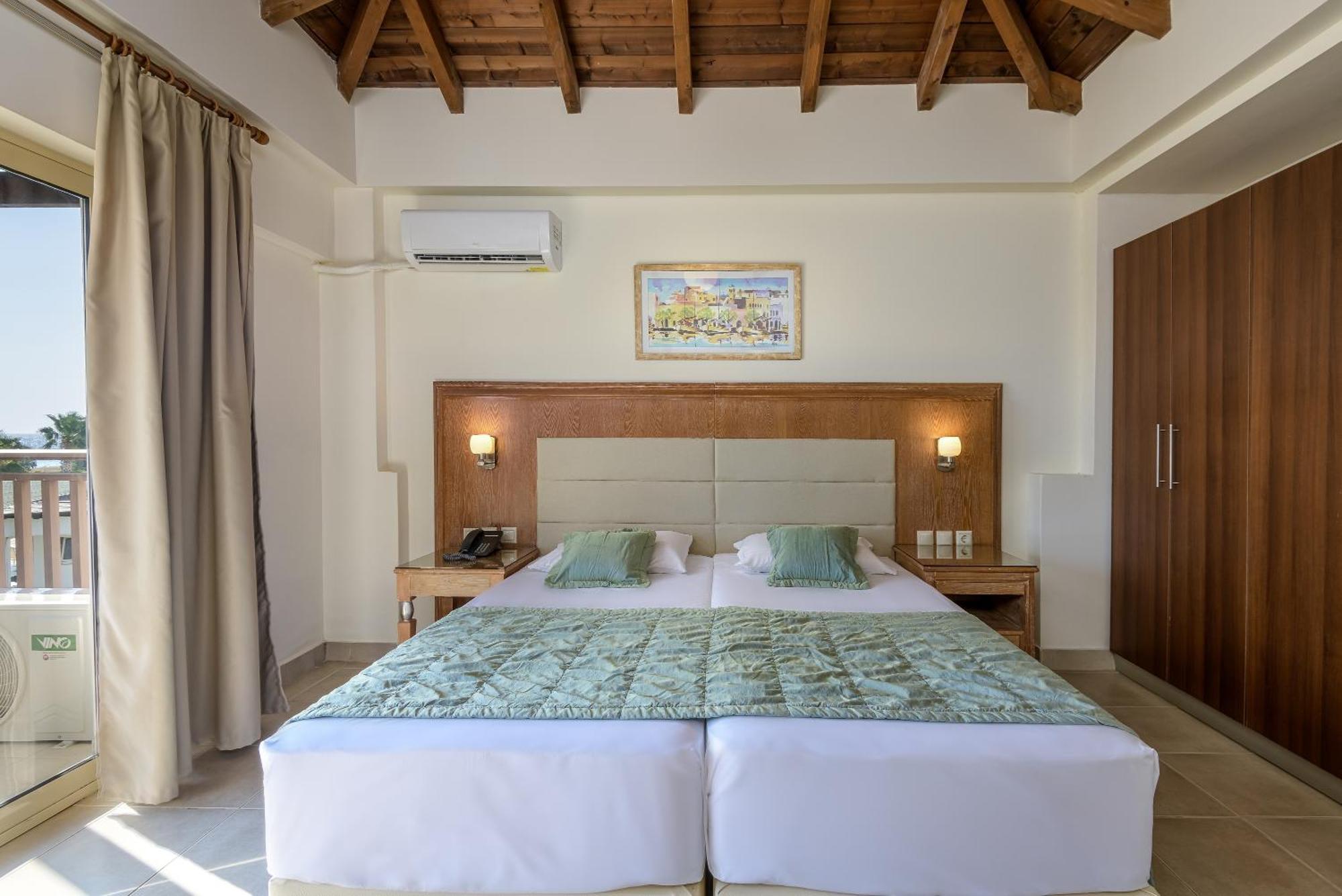 Maisonette Private Pool,1544299759:JPEG