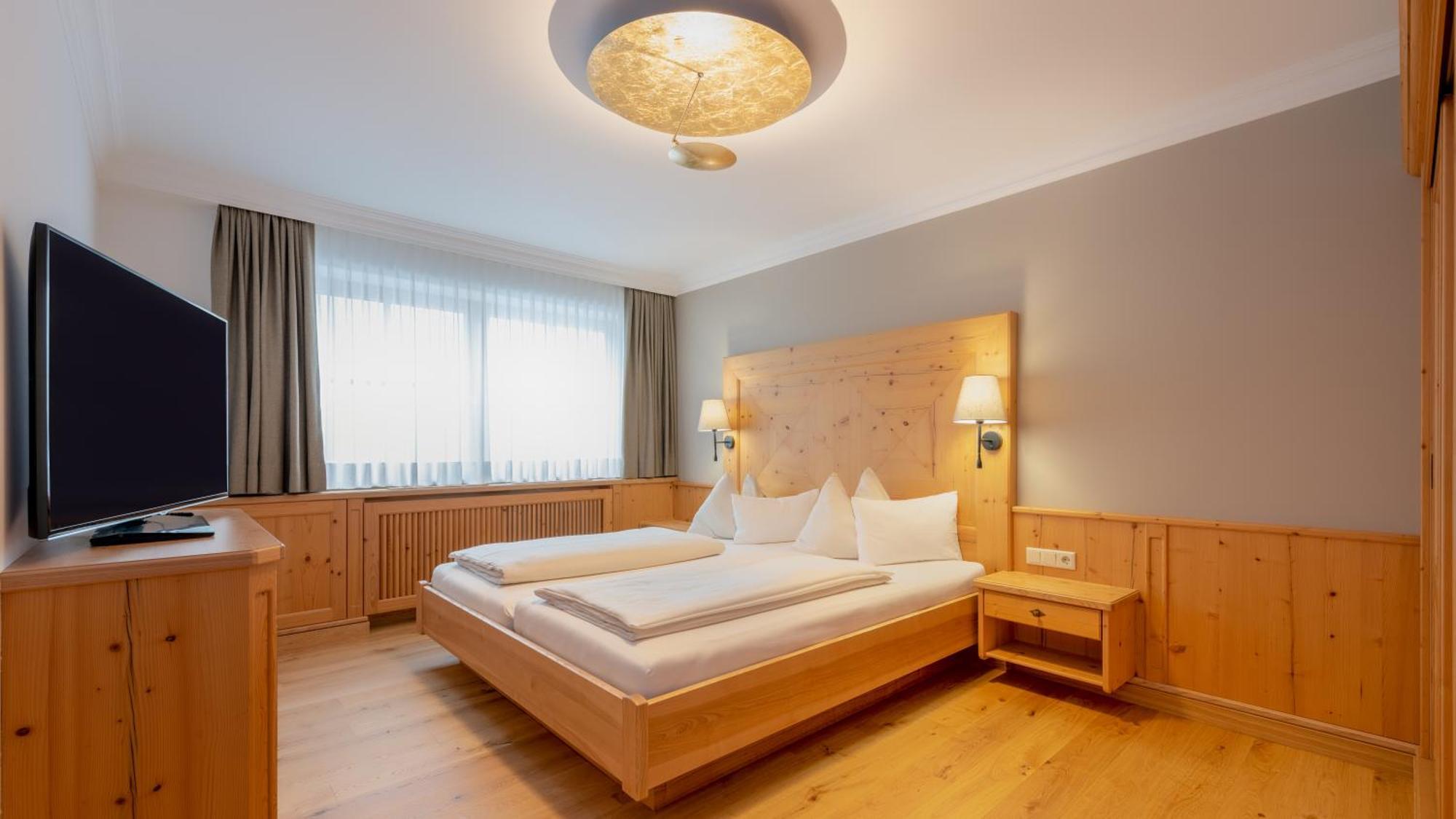 Two-Bedroom Suite,1545130177:JPEG