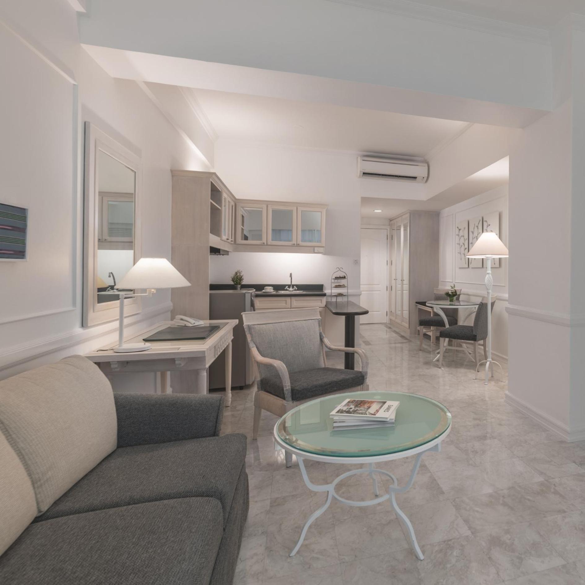 One-Bedroom Suite