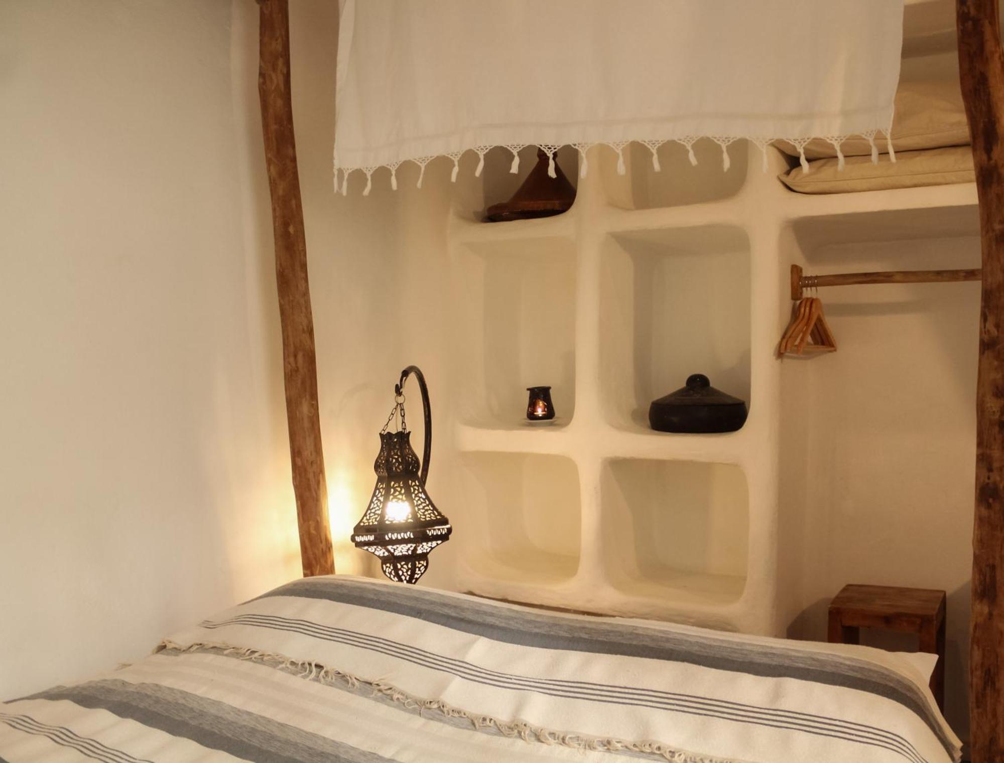 Chambre Double ou Lits Jumeaux avec Salle de Bains