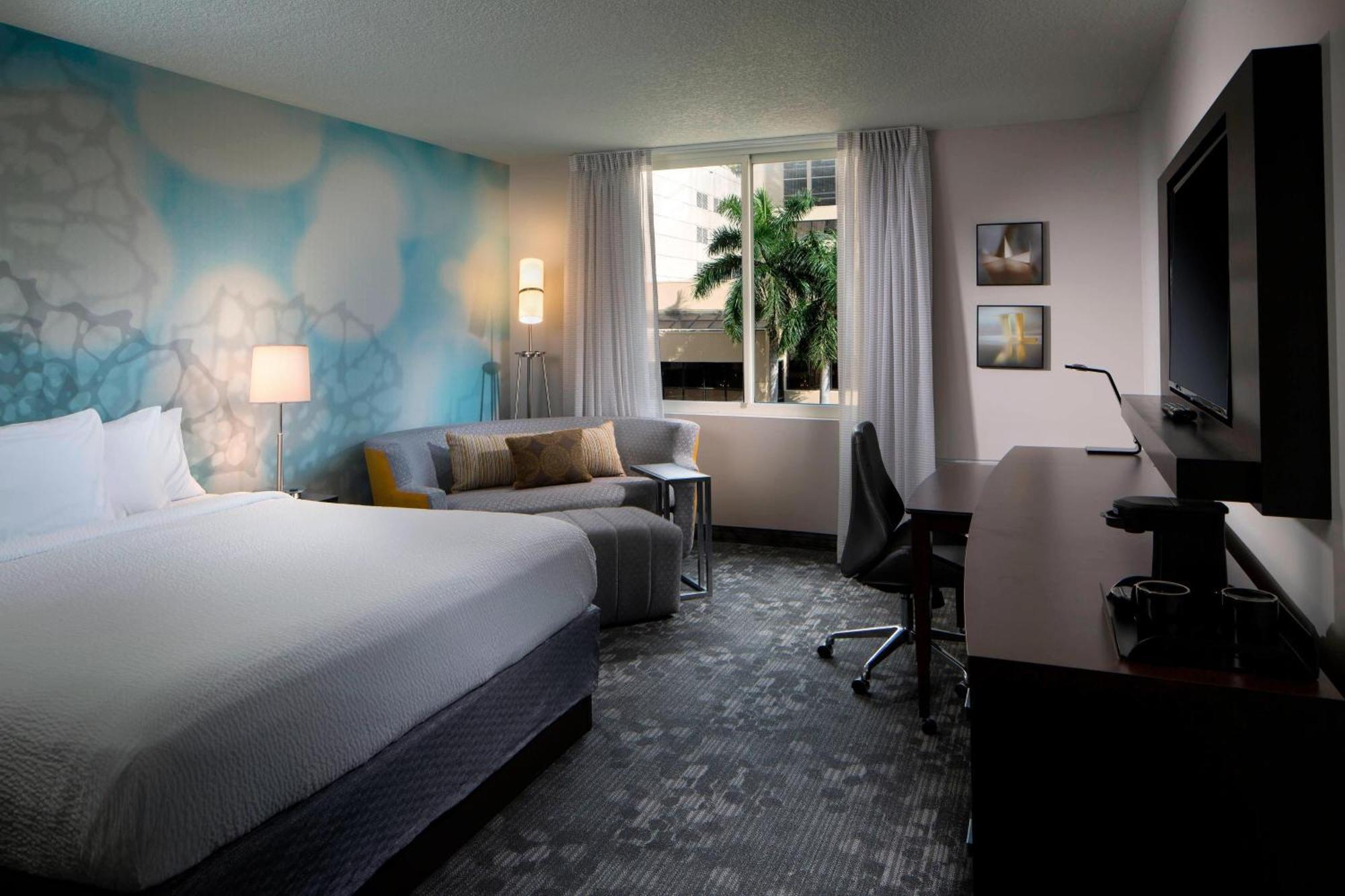 King Room with Sofa Bed