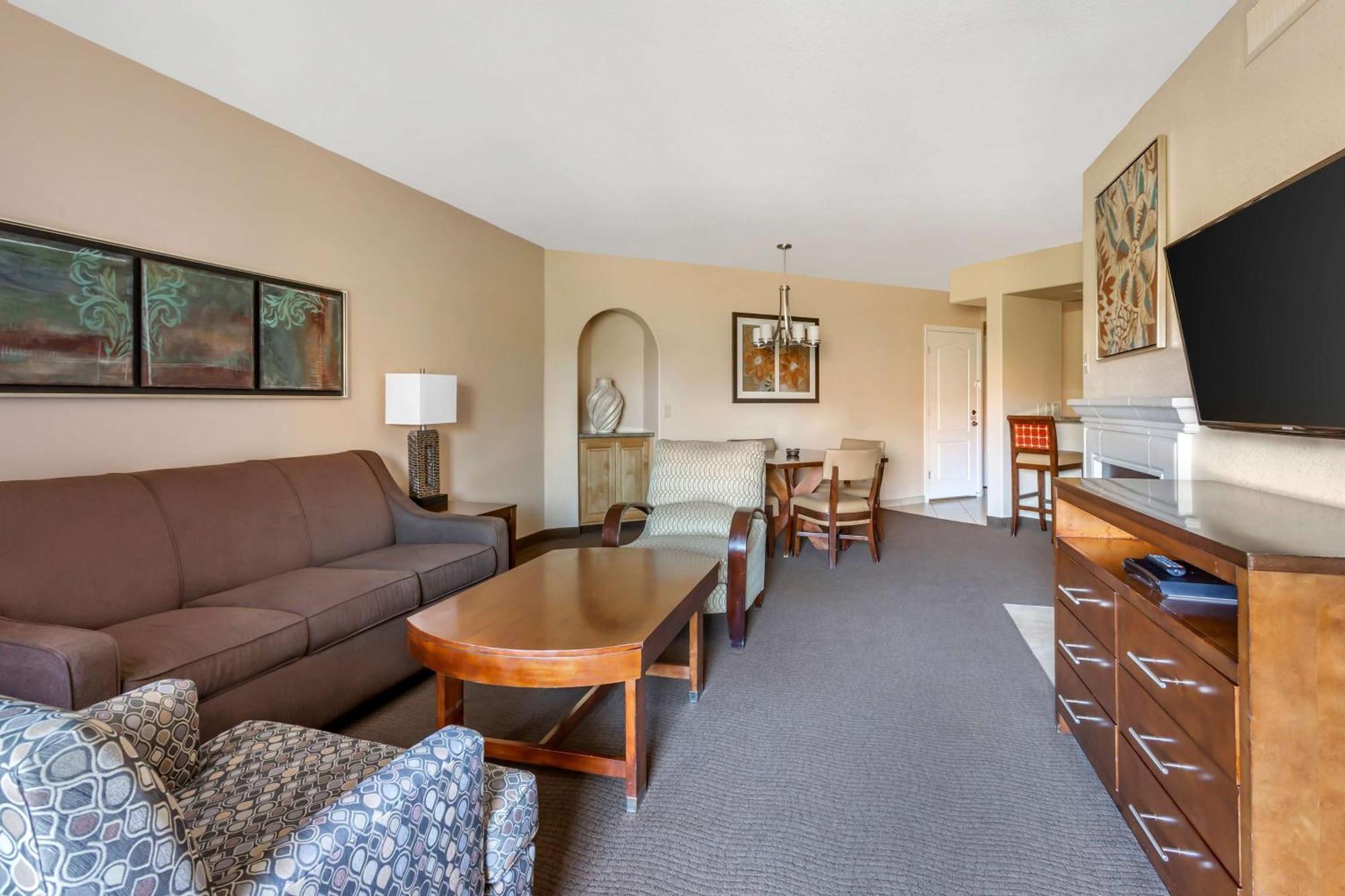 One-Bedroom King Suite with Sofa Bed