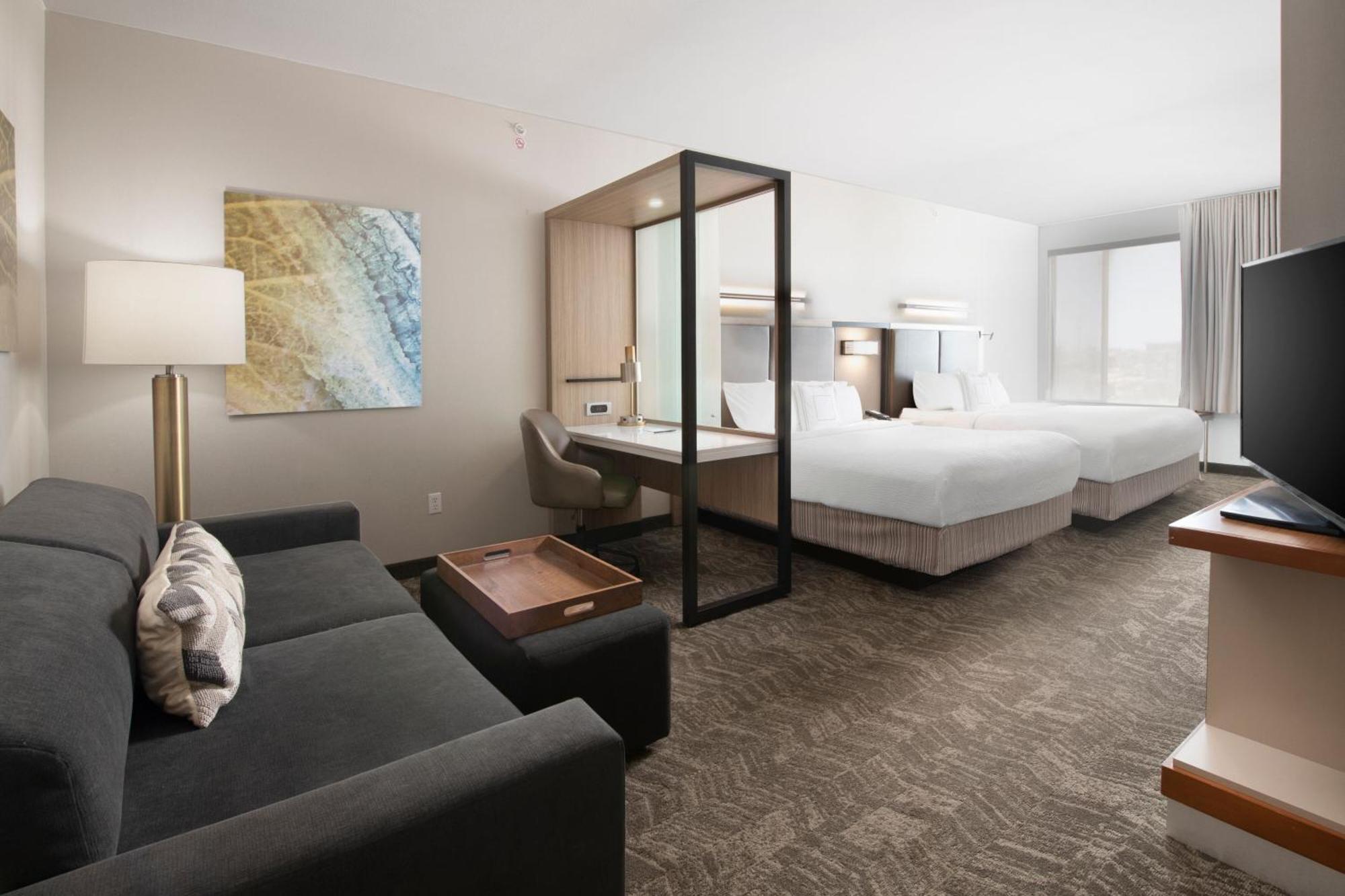 Queen Suite with Two Queen Beds and Trundle Sofa - Hearing Accessible