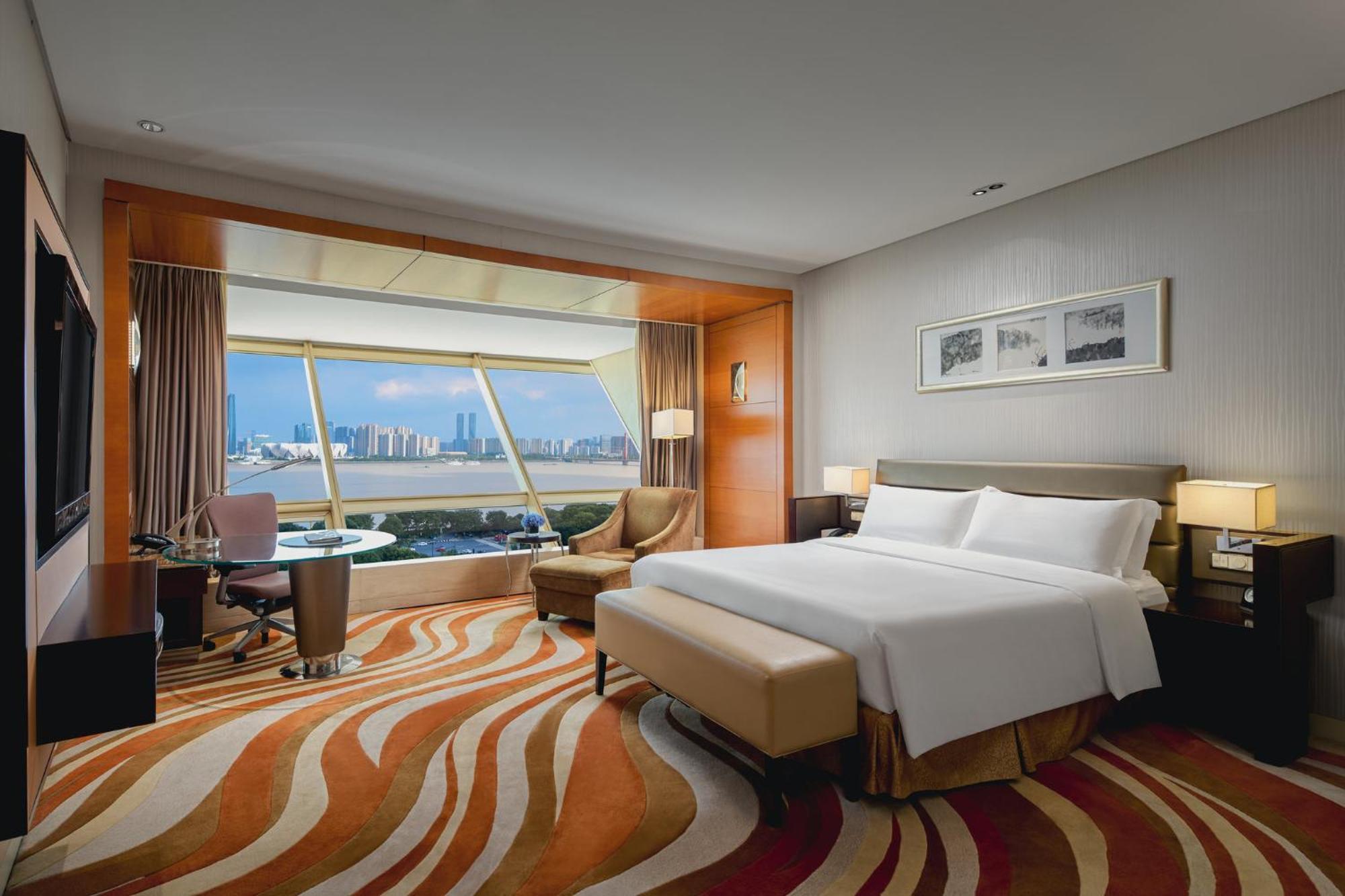 Premium King Room with River View