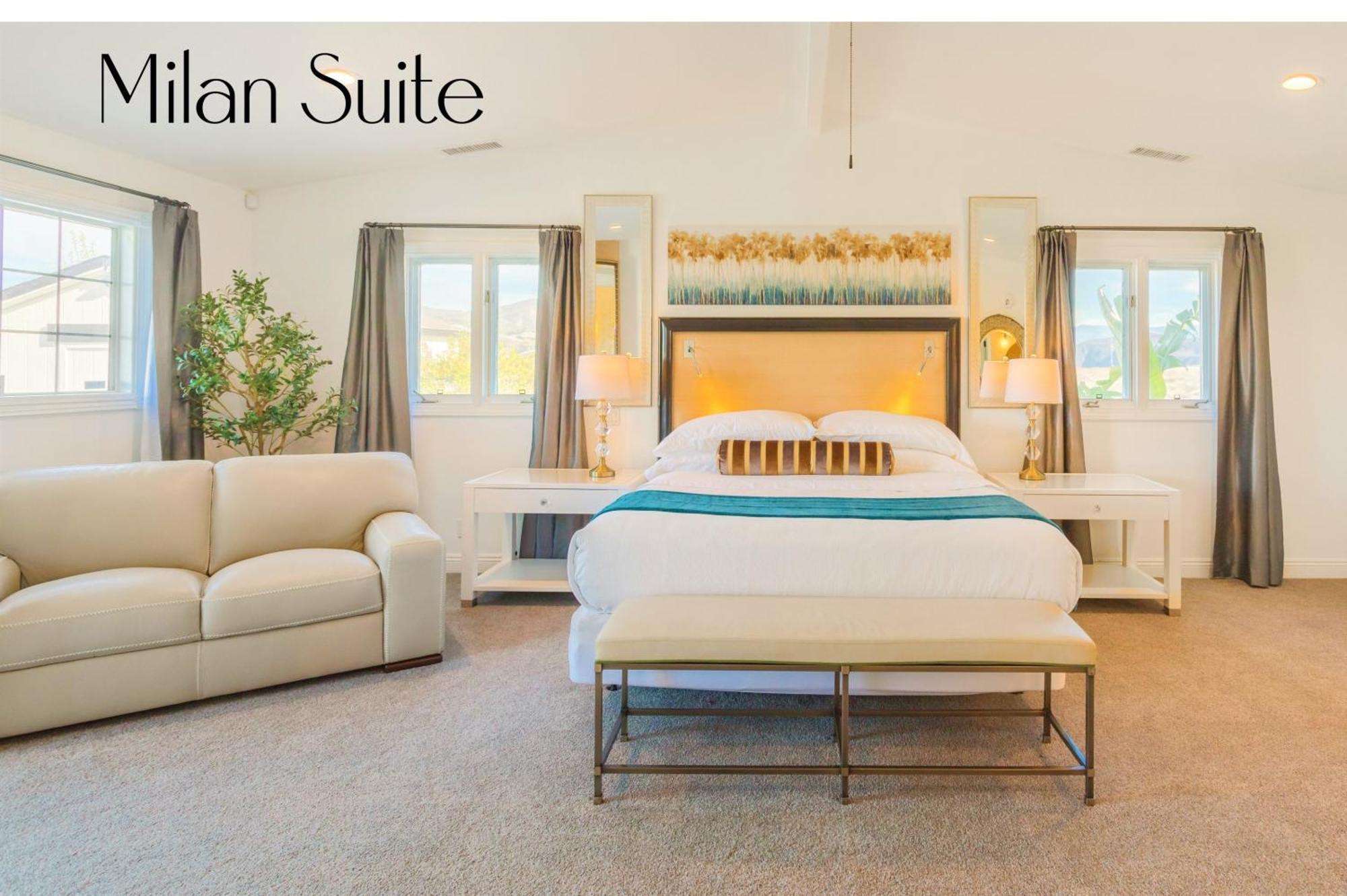 Deluxe King Suite