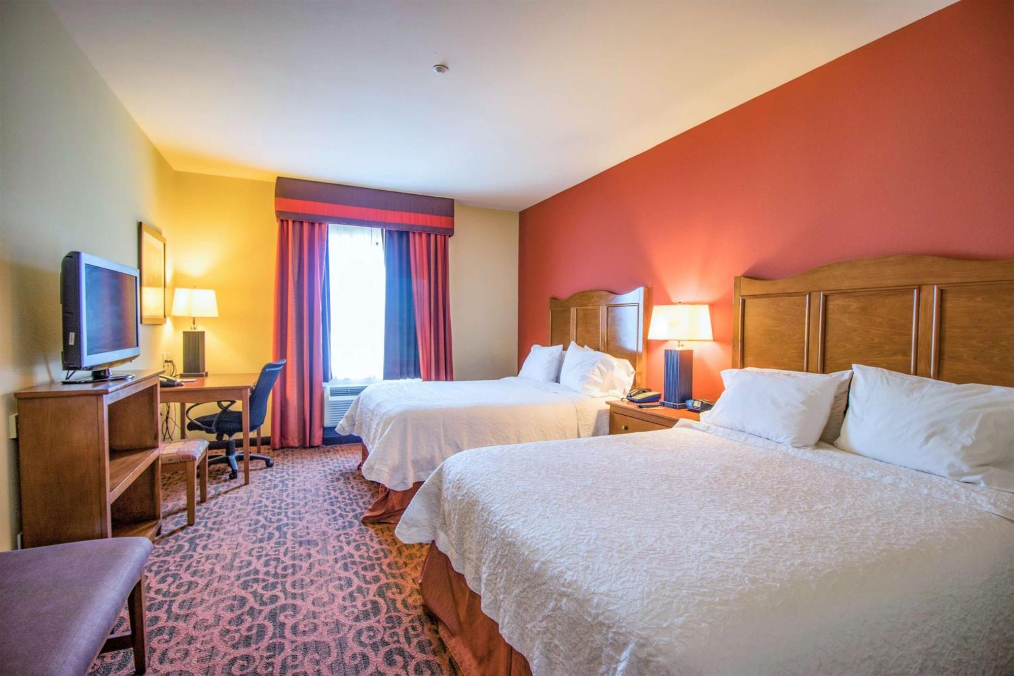 Room with Two Queen Beds - Non-Smoking