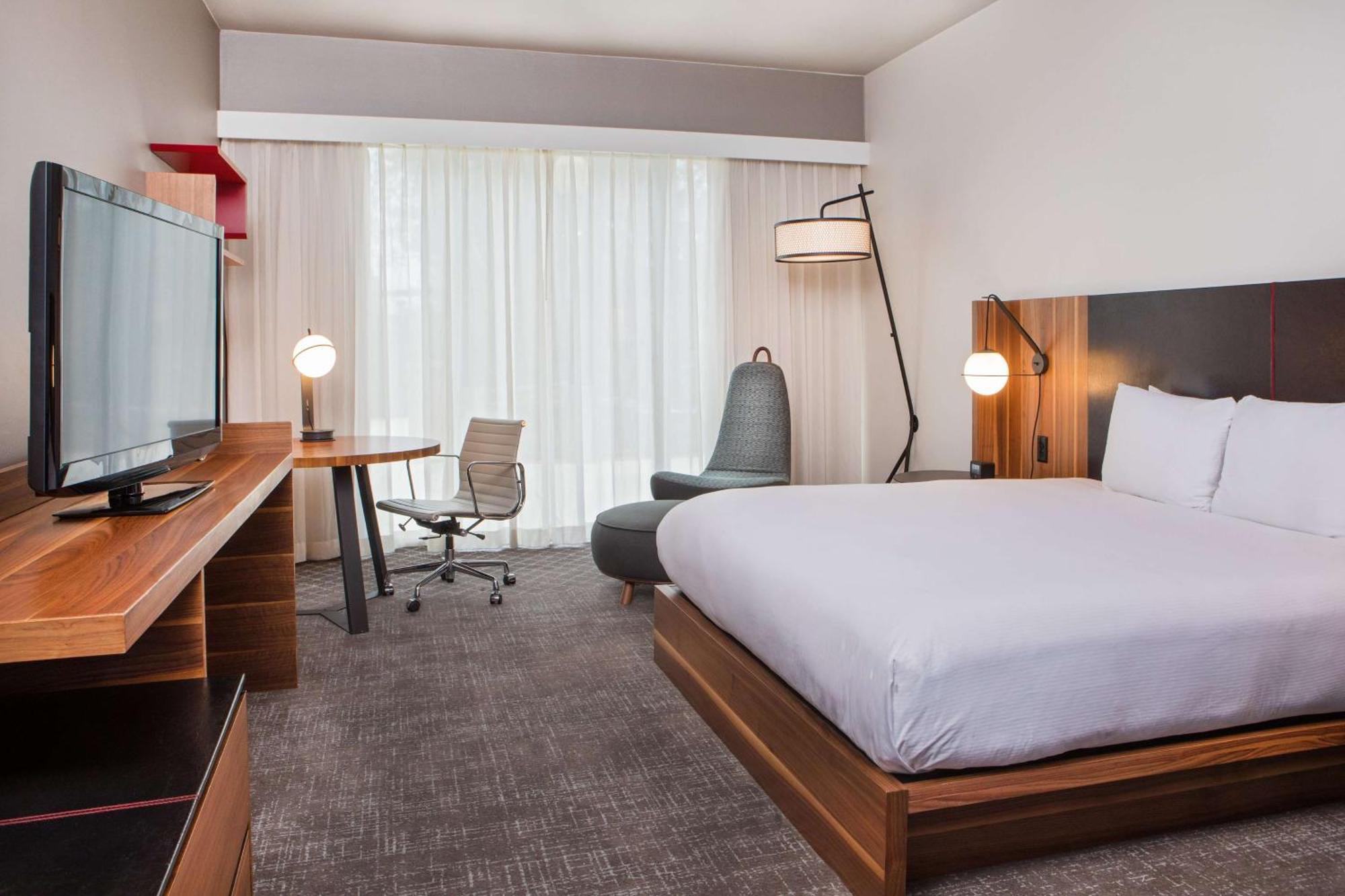 Standard King Room