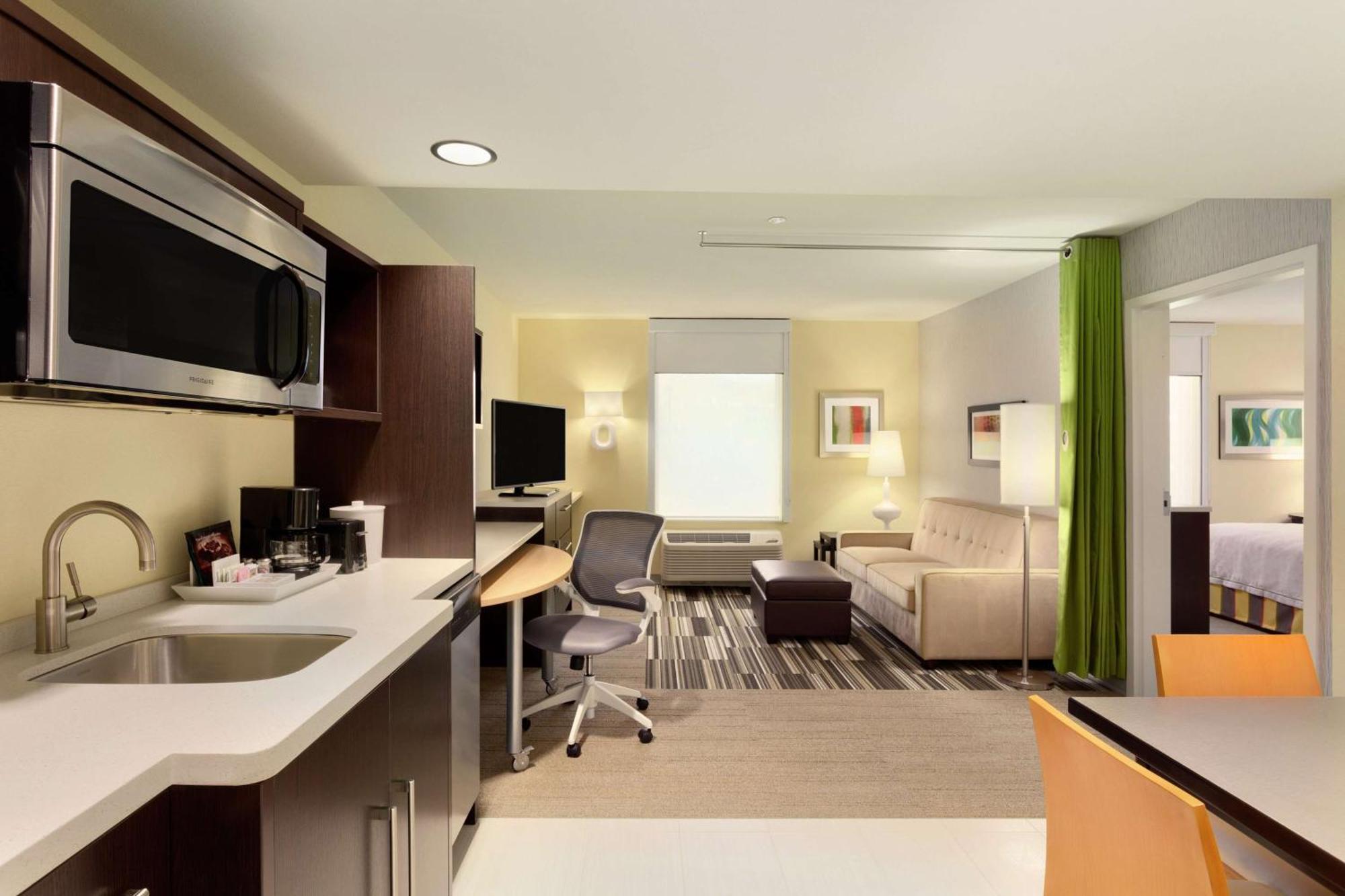 King Suite - Hearing Access/Non-Smoking