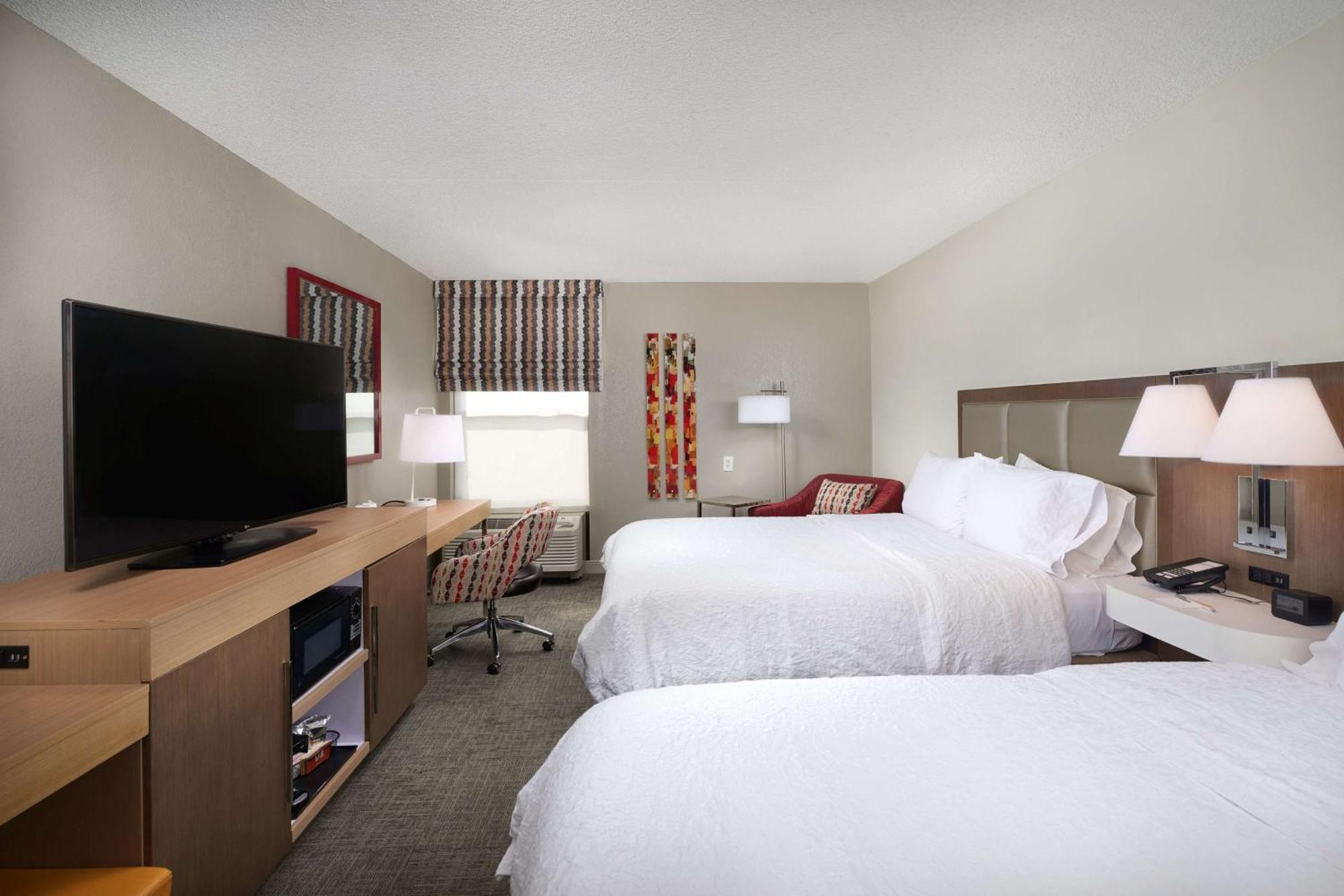 Room with Two Queen Beds - Non-Smoking