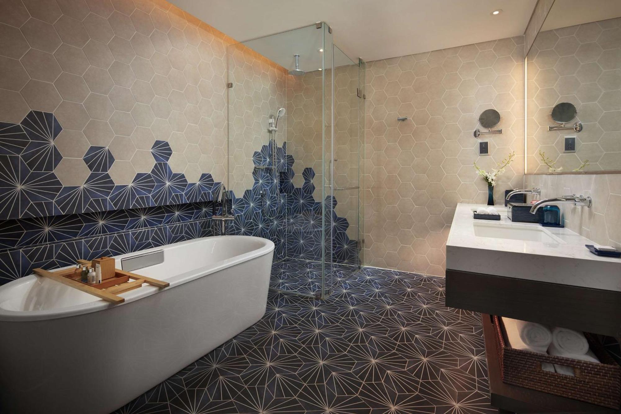 Deluxe Room with Ocean View