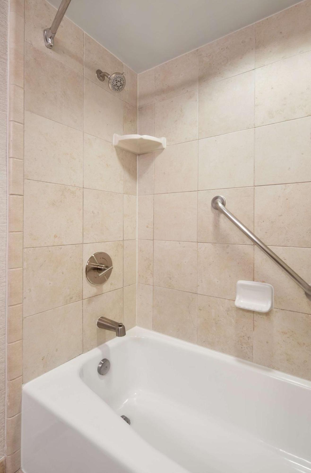 Suite with Two Queen Beds - Non-Smoking,1551977770:JPEG