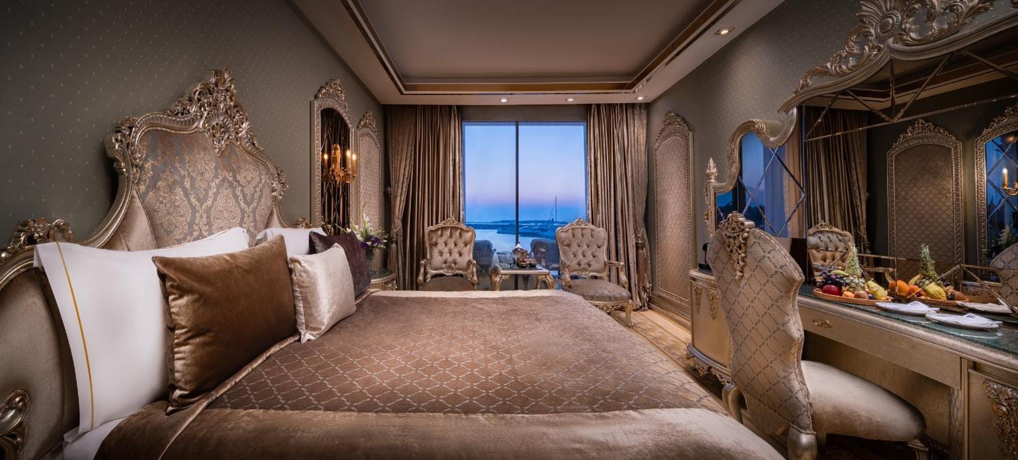 Royal Suites