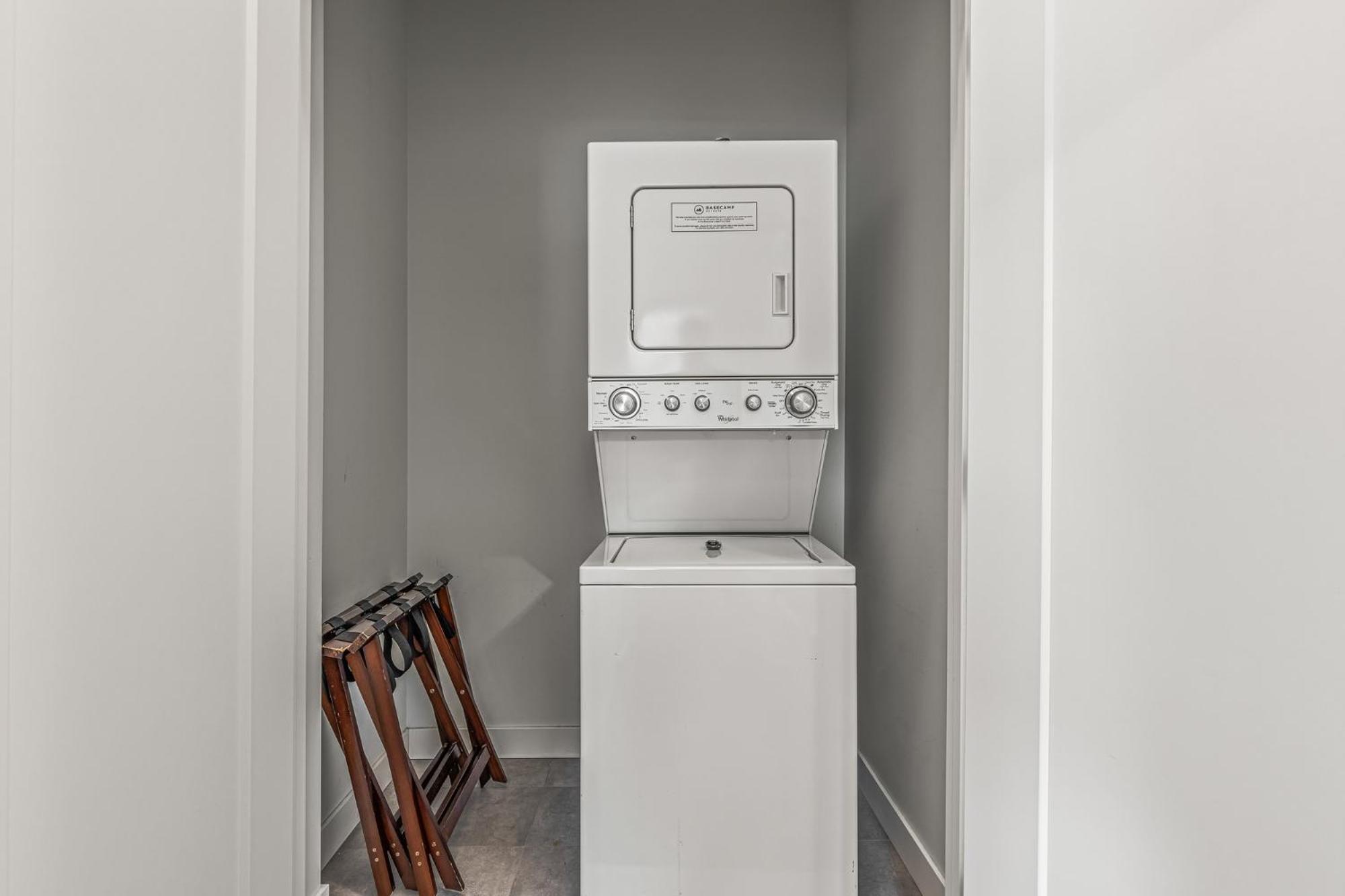 Three-Bedroom Apartment - Self Check-In
