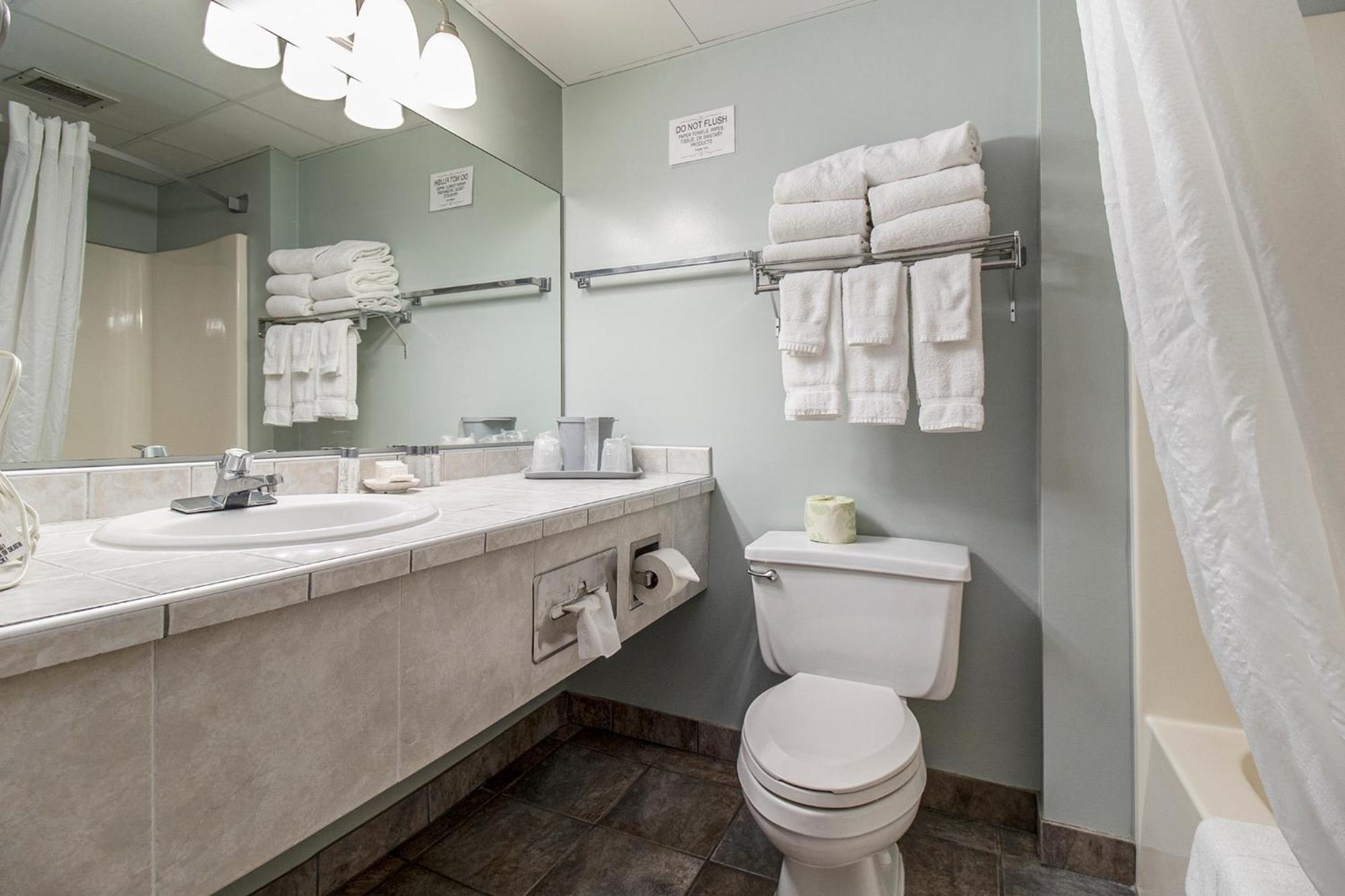 King Room with Spa Bath