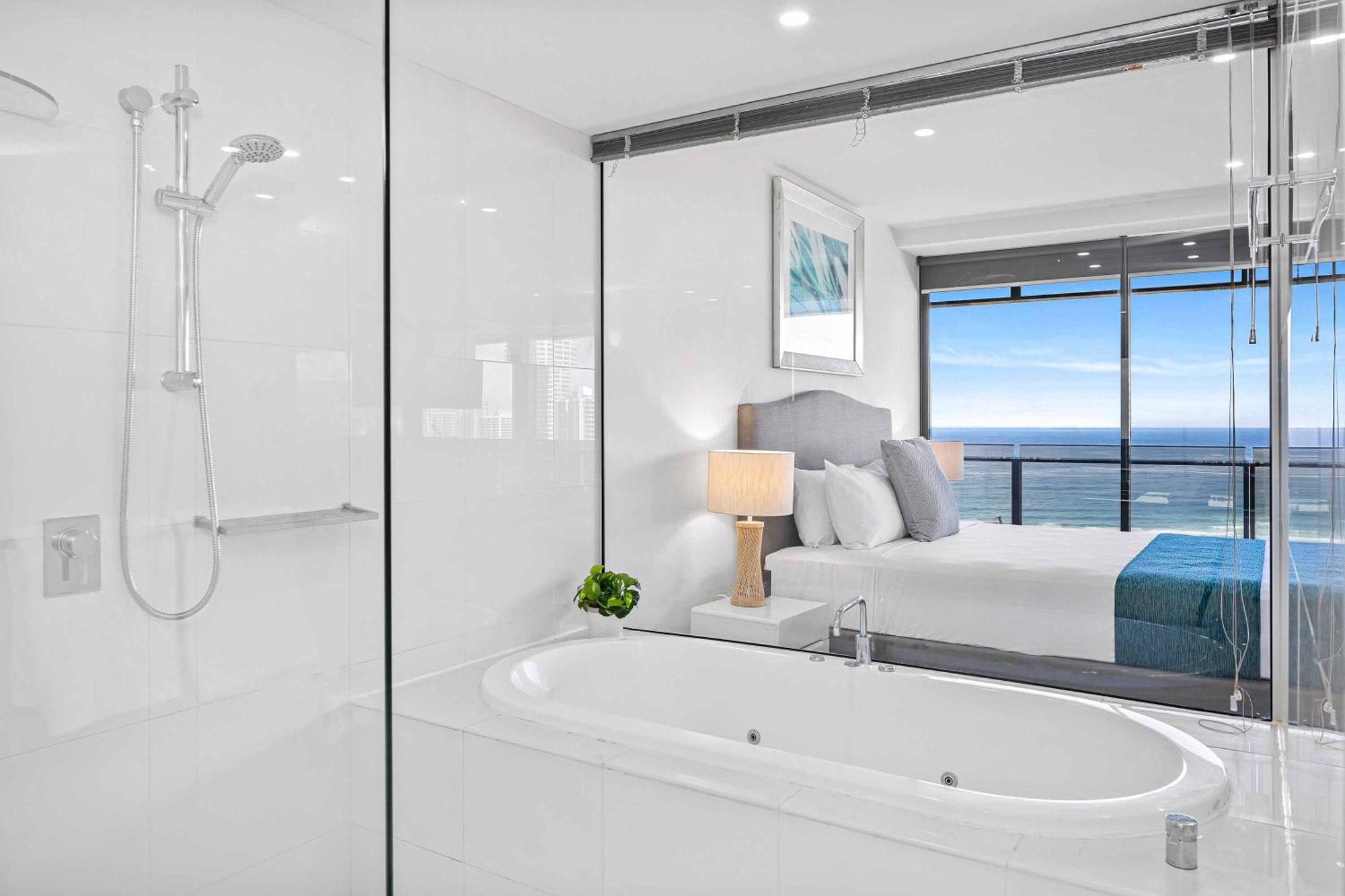 Two-Bedroom, Two-Bathroom Spa Apartment with Ocean View - Level 38