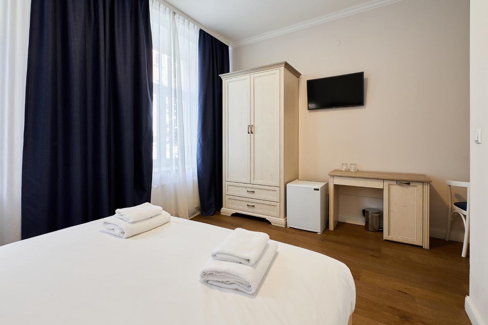 Standard Double Room,1554300940:JPEG