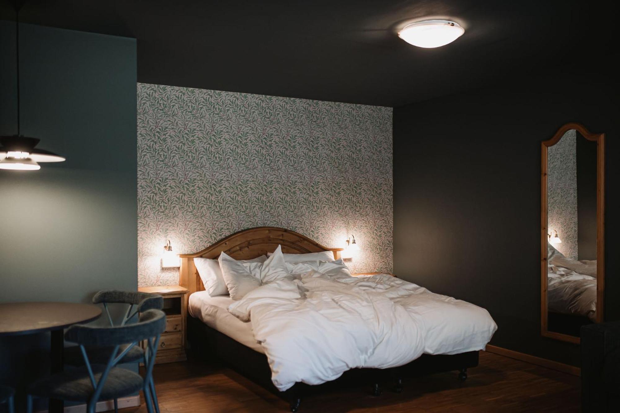 Studio Apartment,1556347039:JPEG