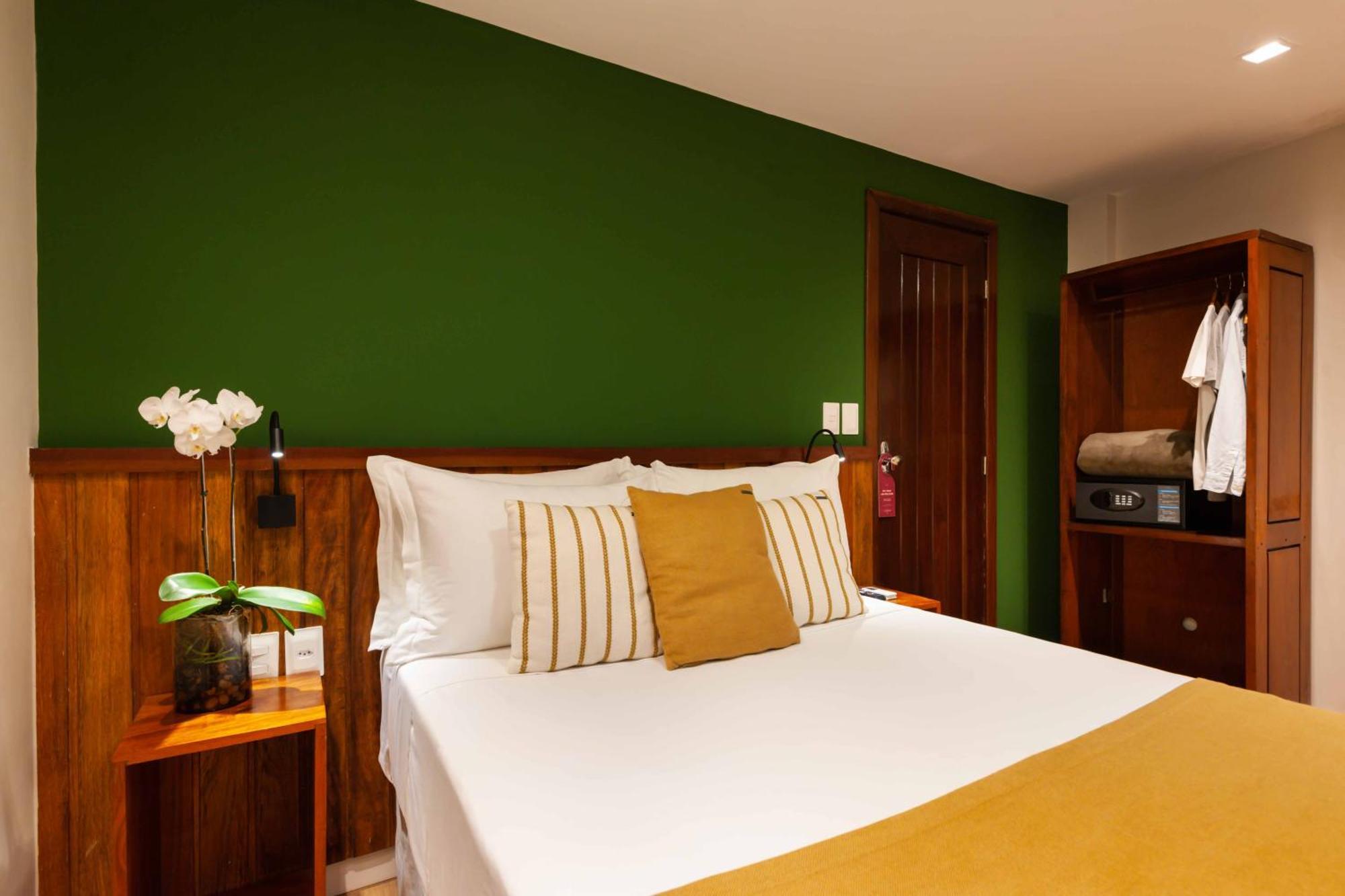 Quarto Duplo