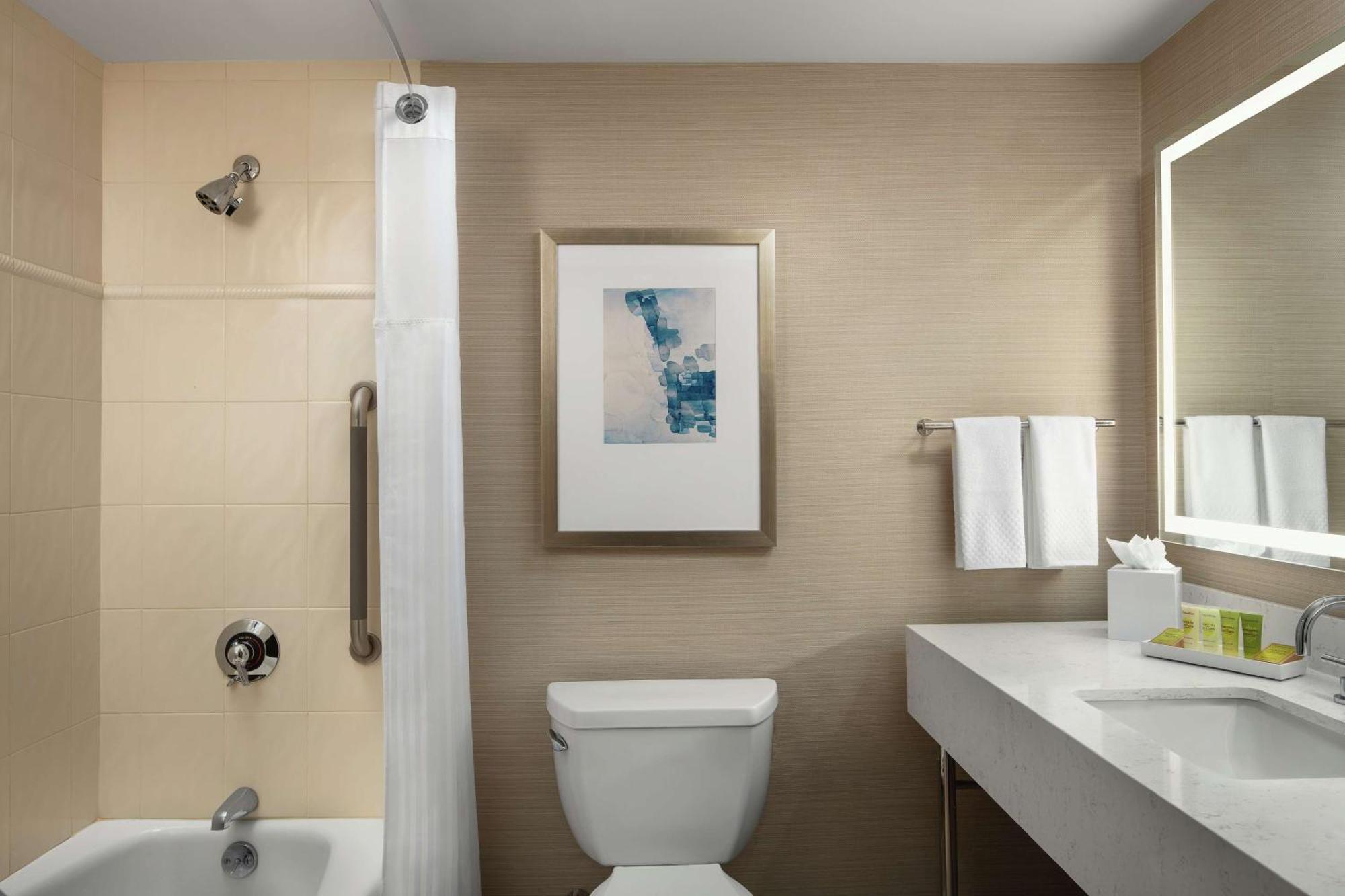 King Corner Room,1557822604:JPEG