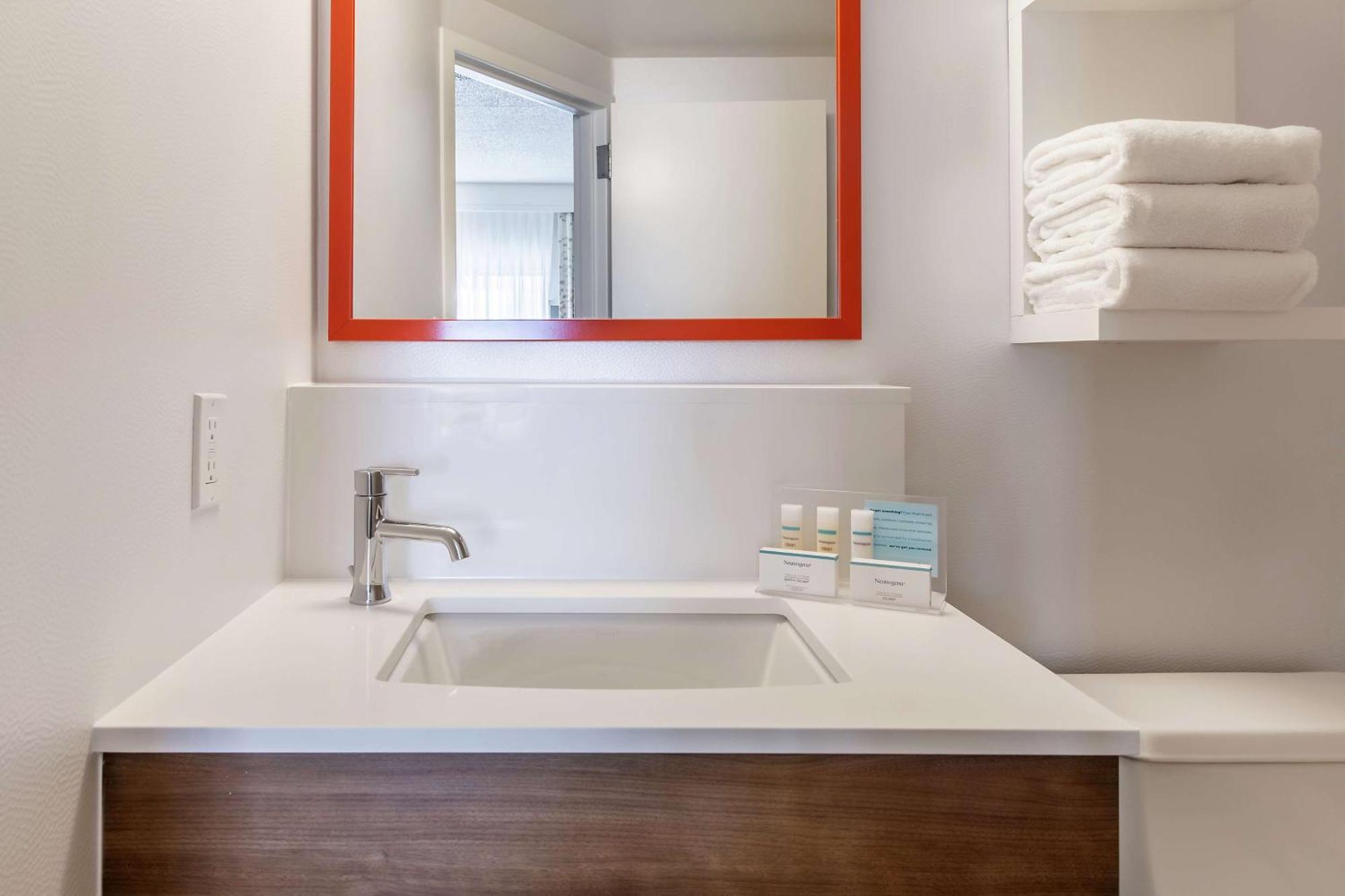 Double Room - Disability Access/Non-Smoking