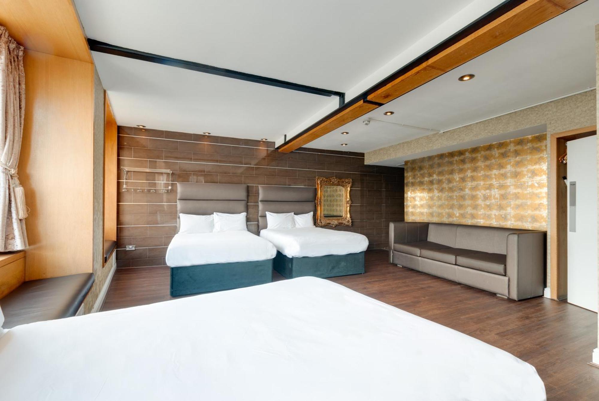 Superior Suite