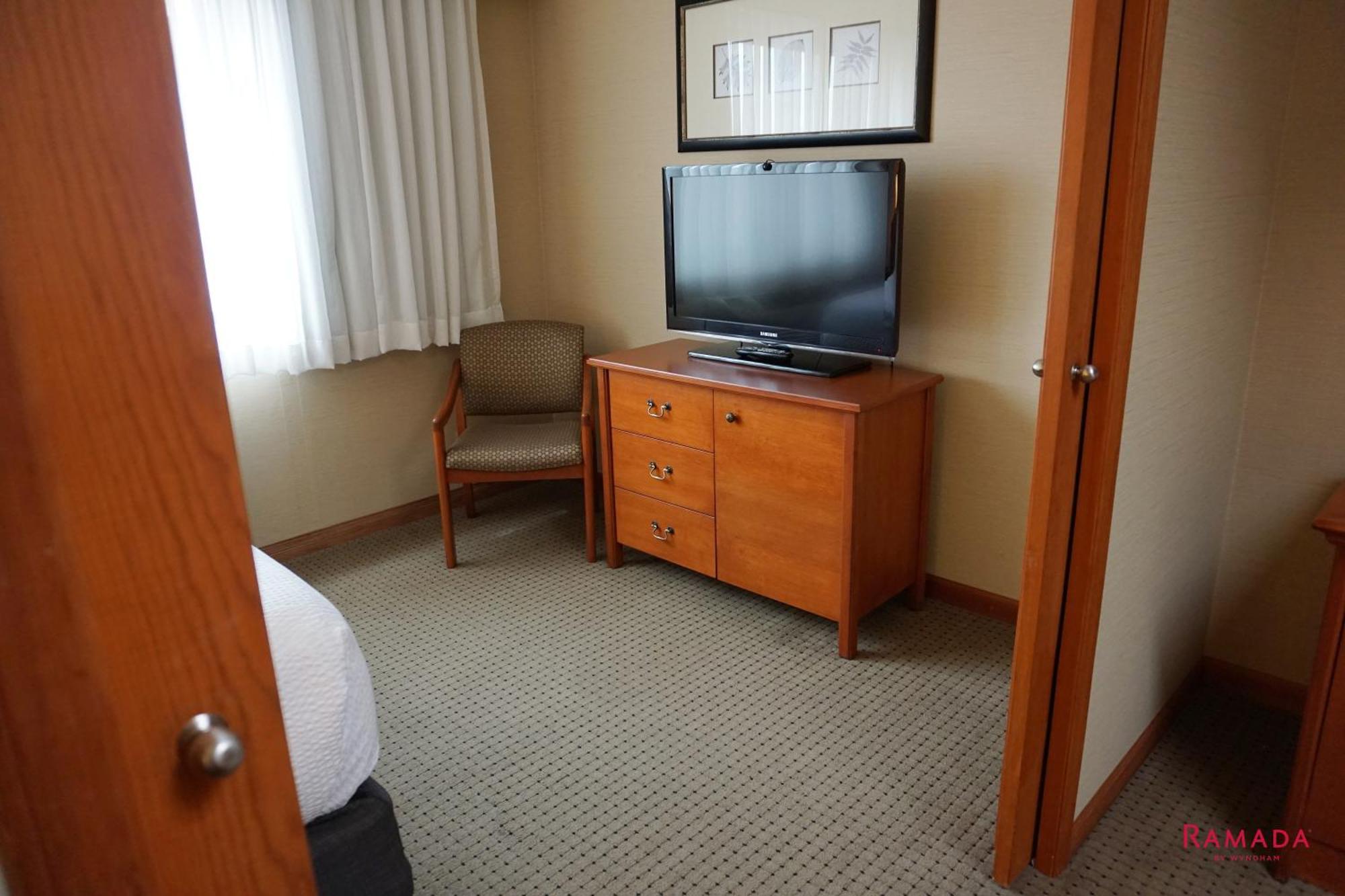 One-Bedroom Queen Suite with Sofa Bed