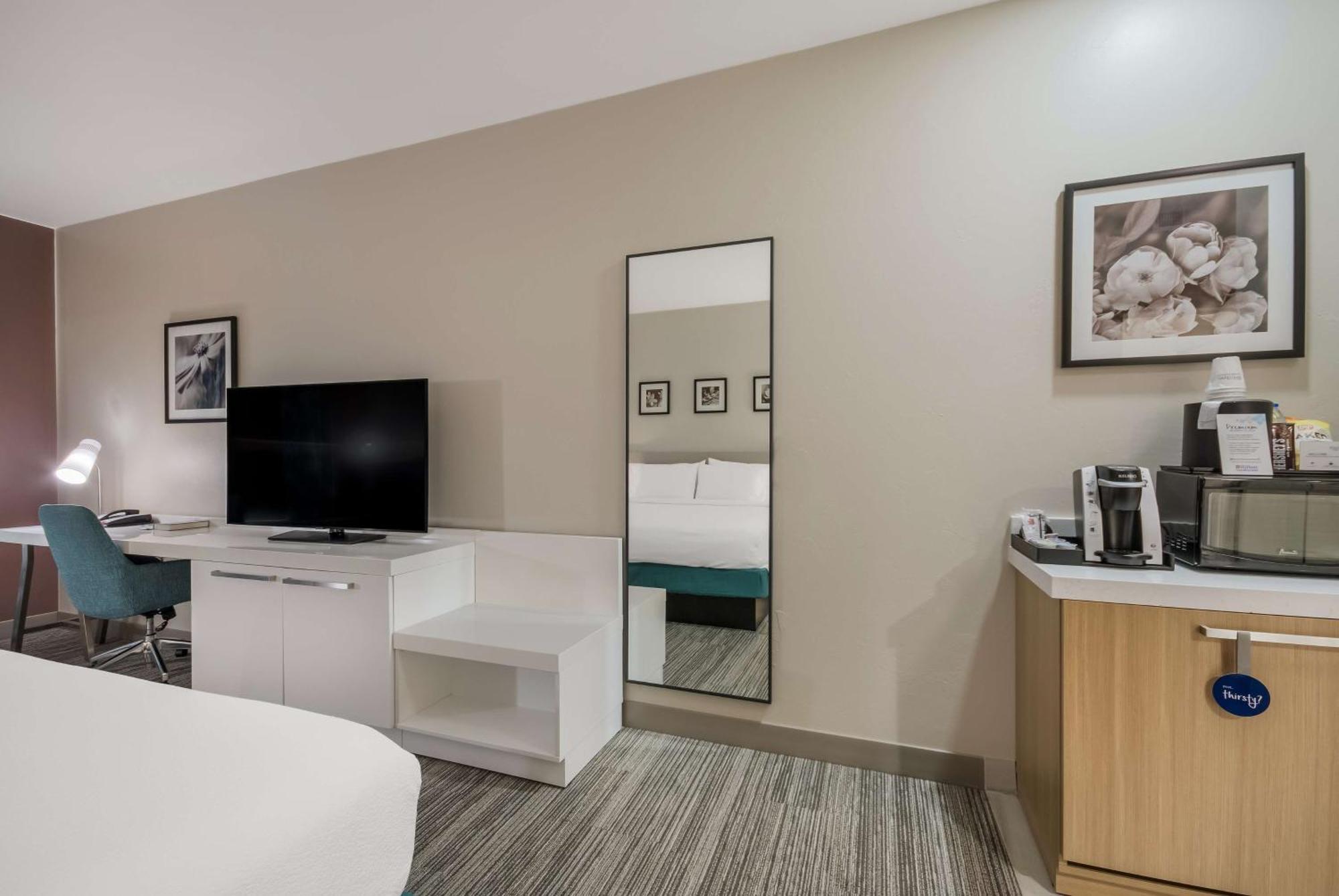Premium King Room
