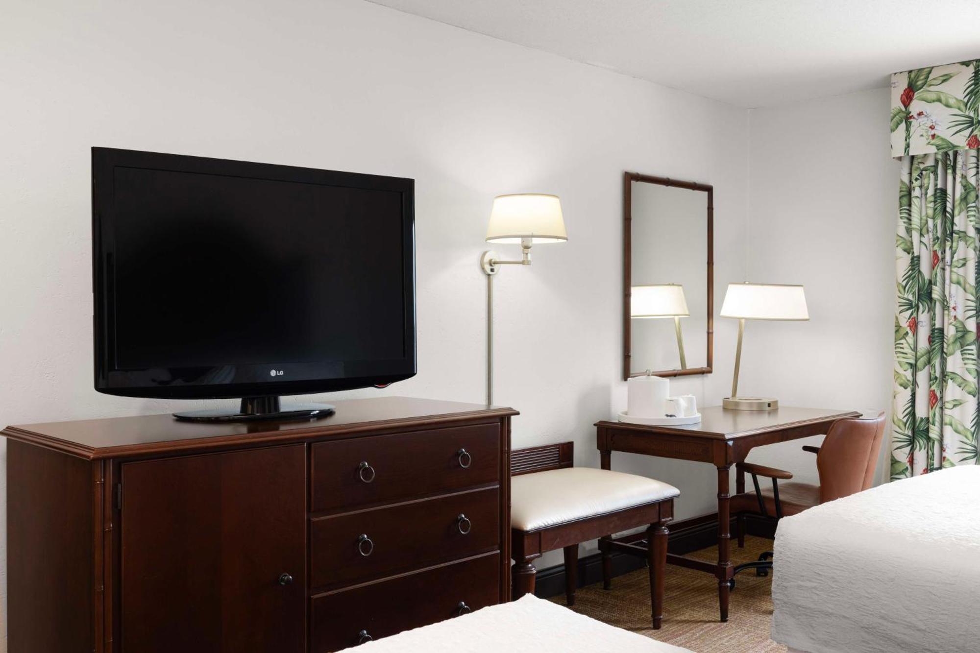Double Room with Two Double Beds and Roll-In Shower