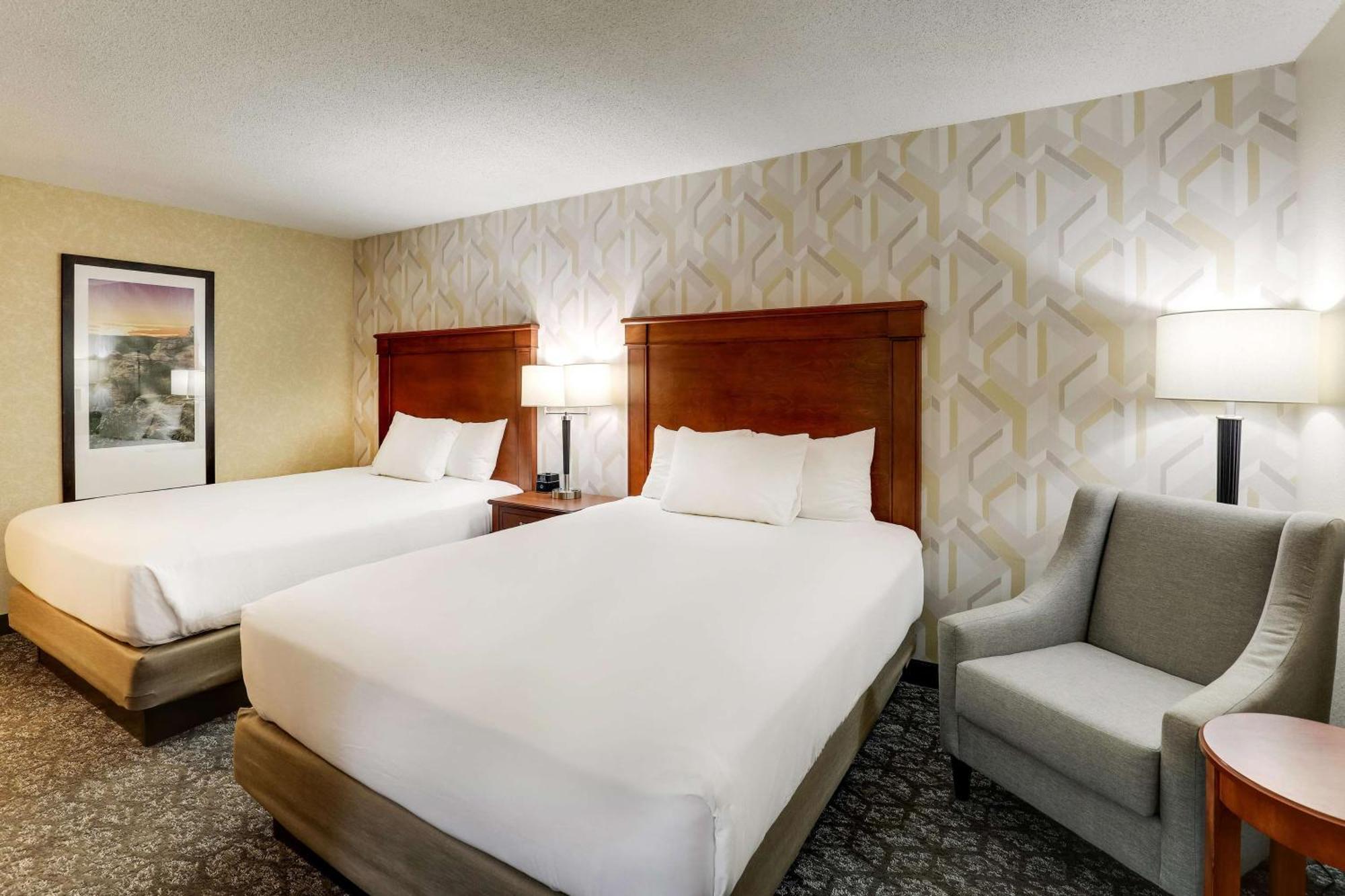 Deluxe Queen Room with Two Queen Beds