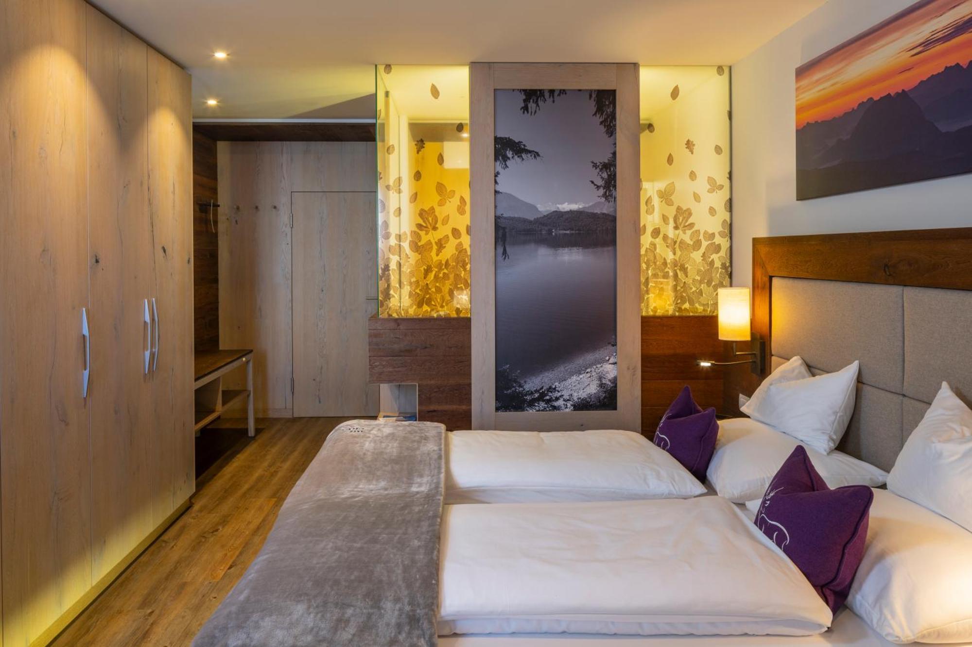 Triple Room,1576716062:JPEG