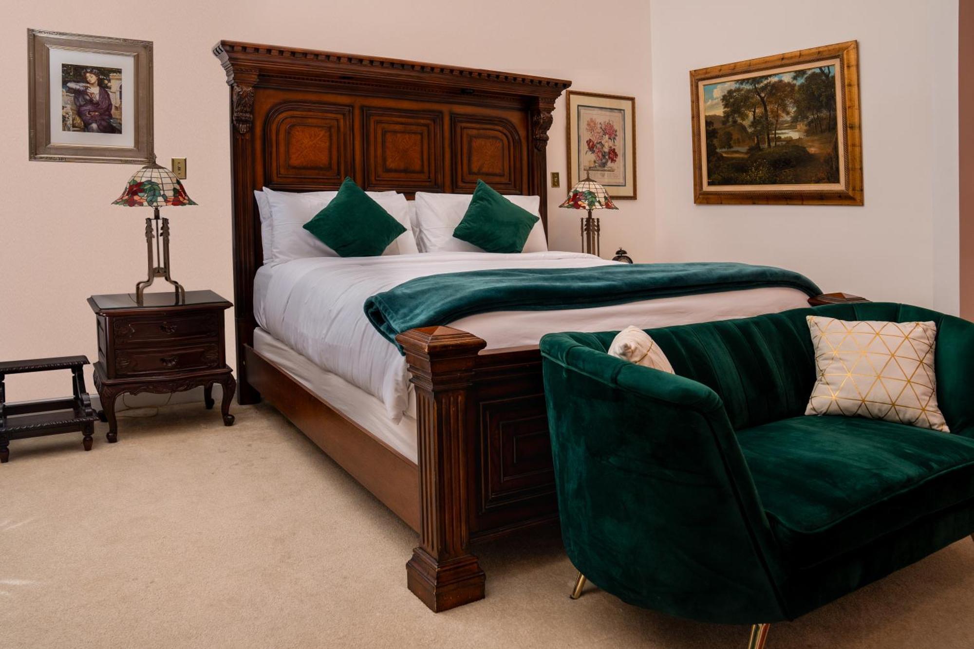 King Suite with Balcony