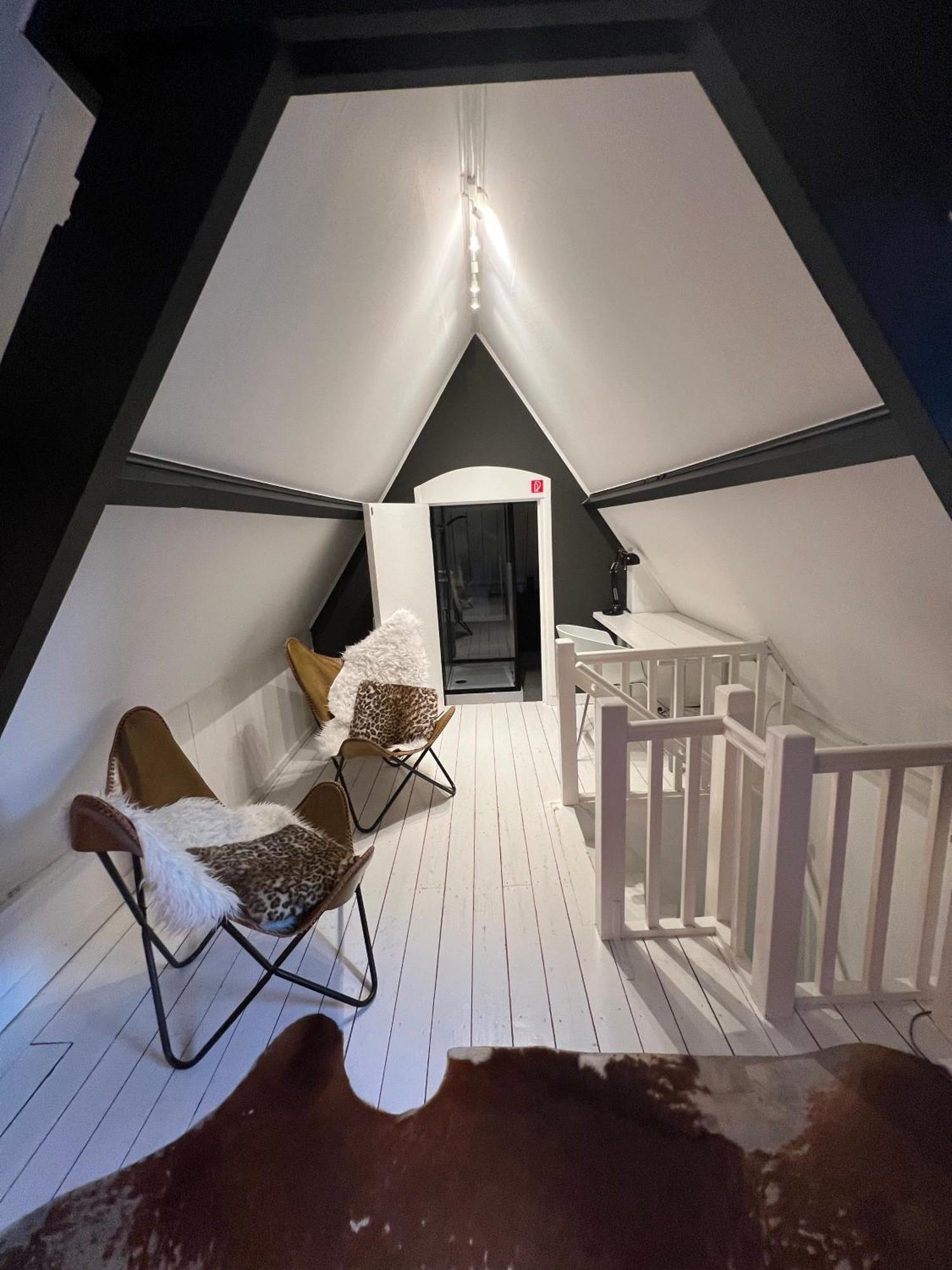 Deluxe Family Suite