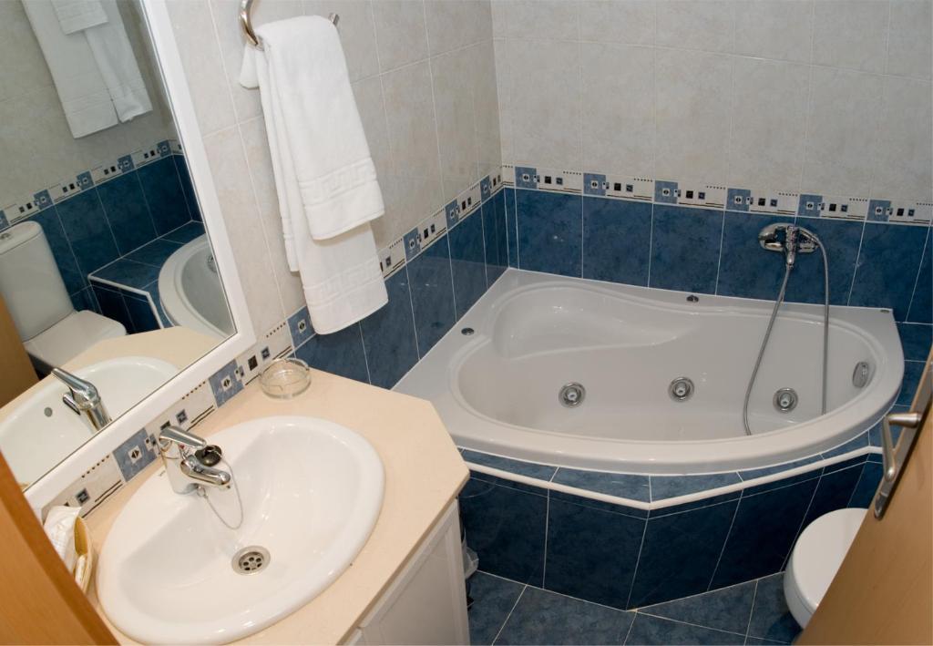 Double Room Spa Bath