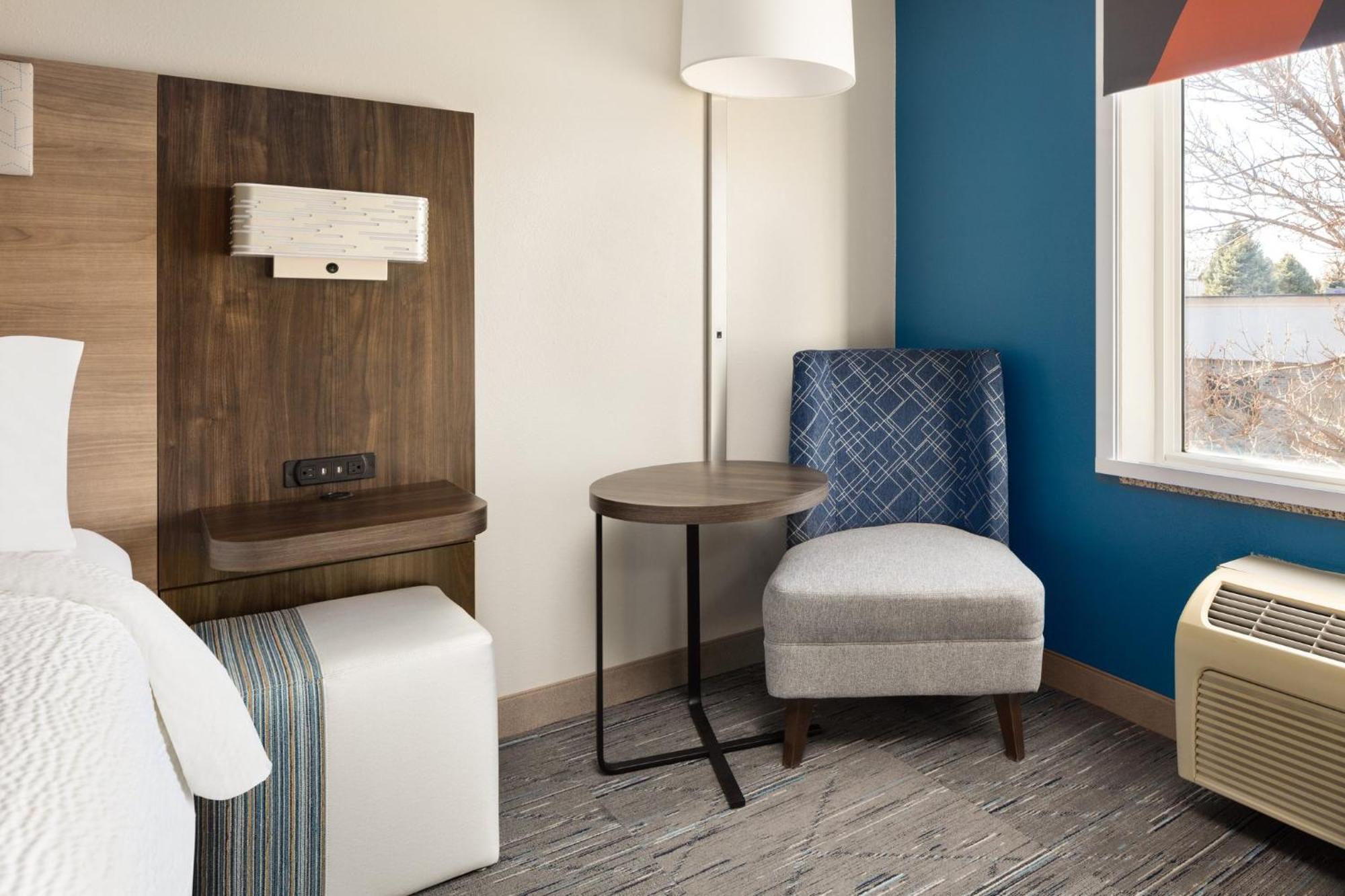 Standard King Room