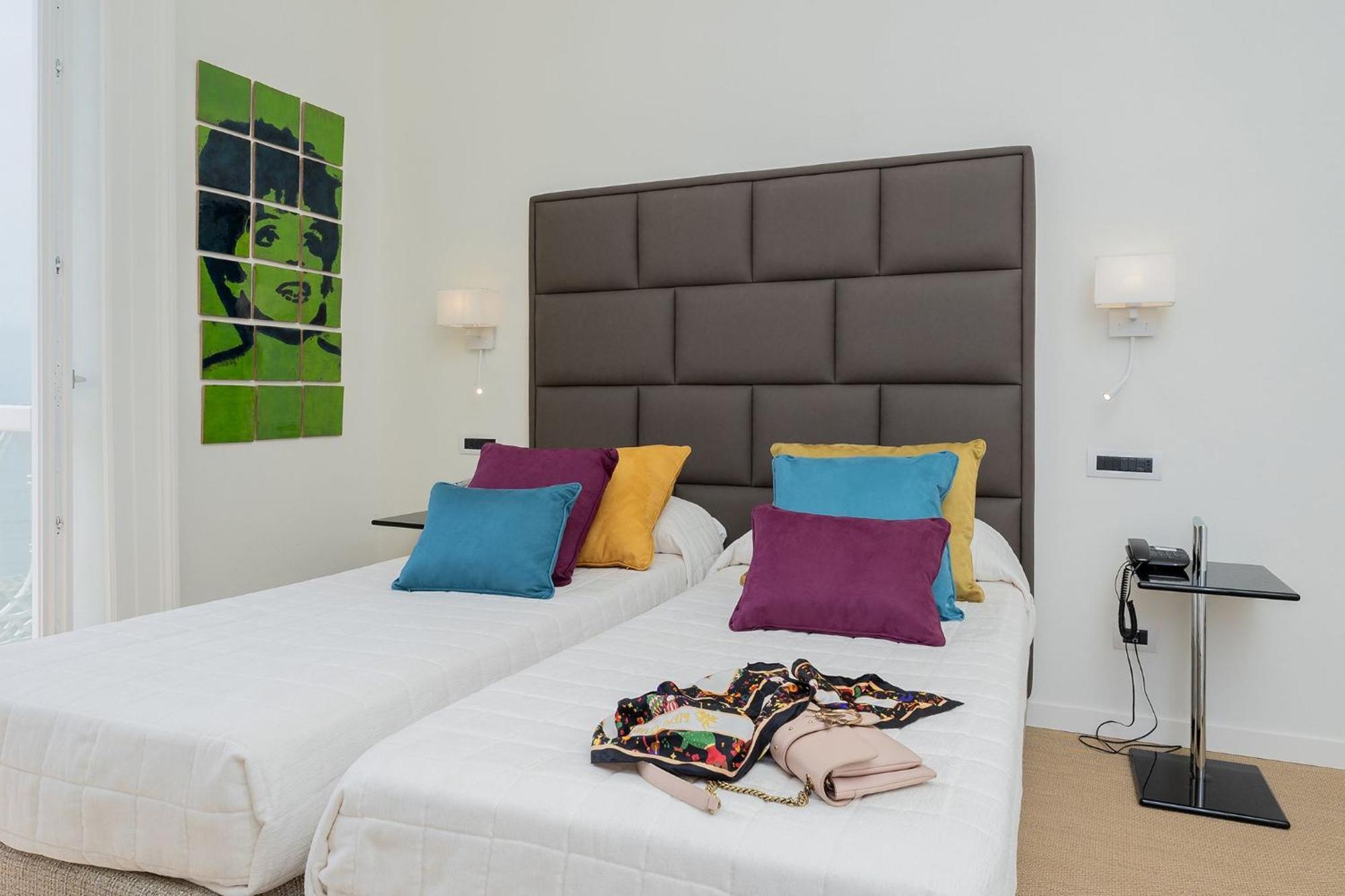 Superior Double Room with Sea View and Spa Bath