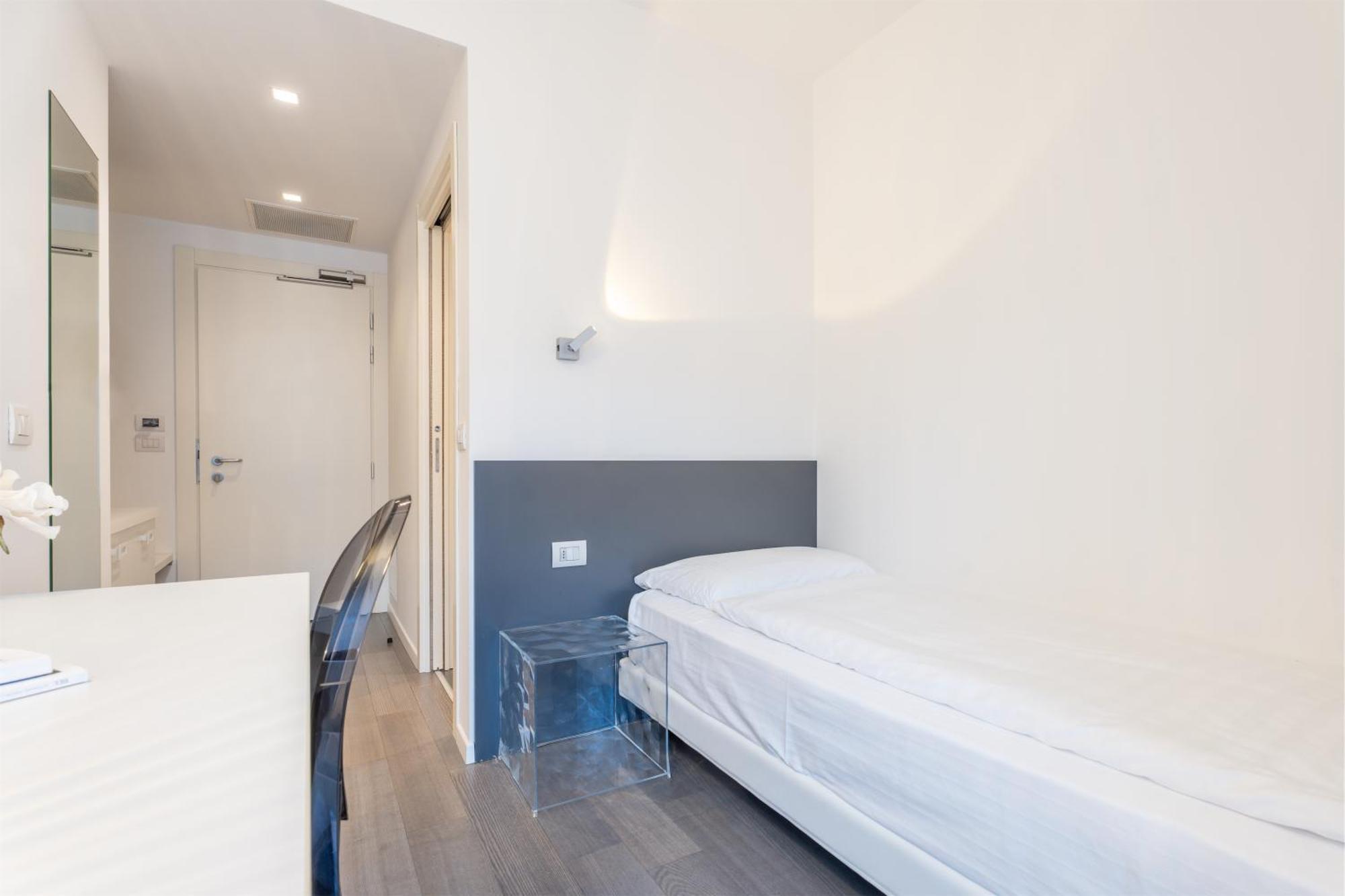 Single Room Balcony