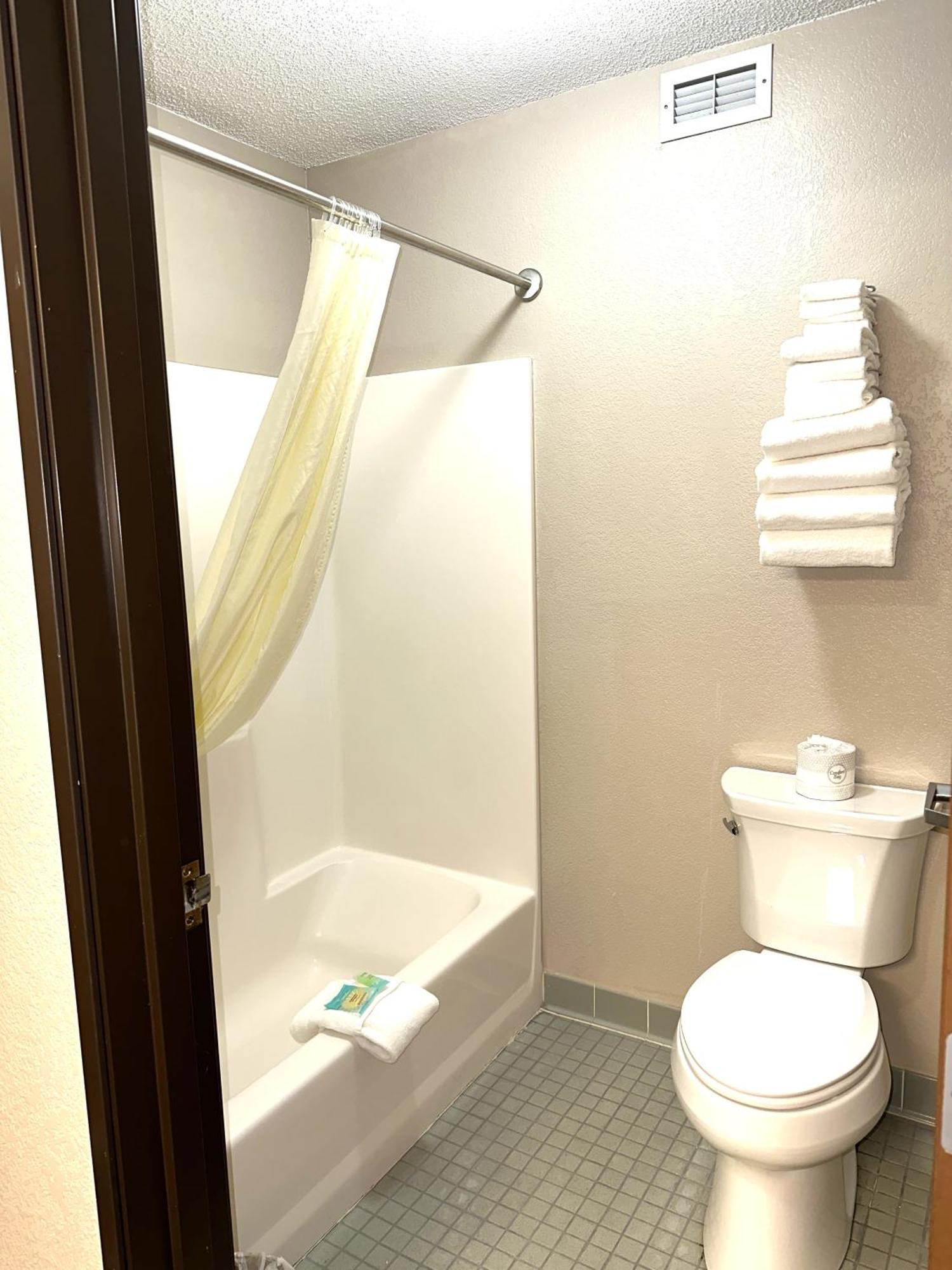 King Suite with Spa Bath
