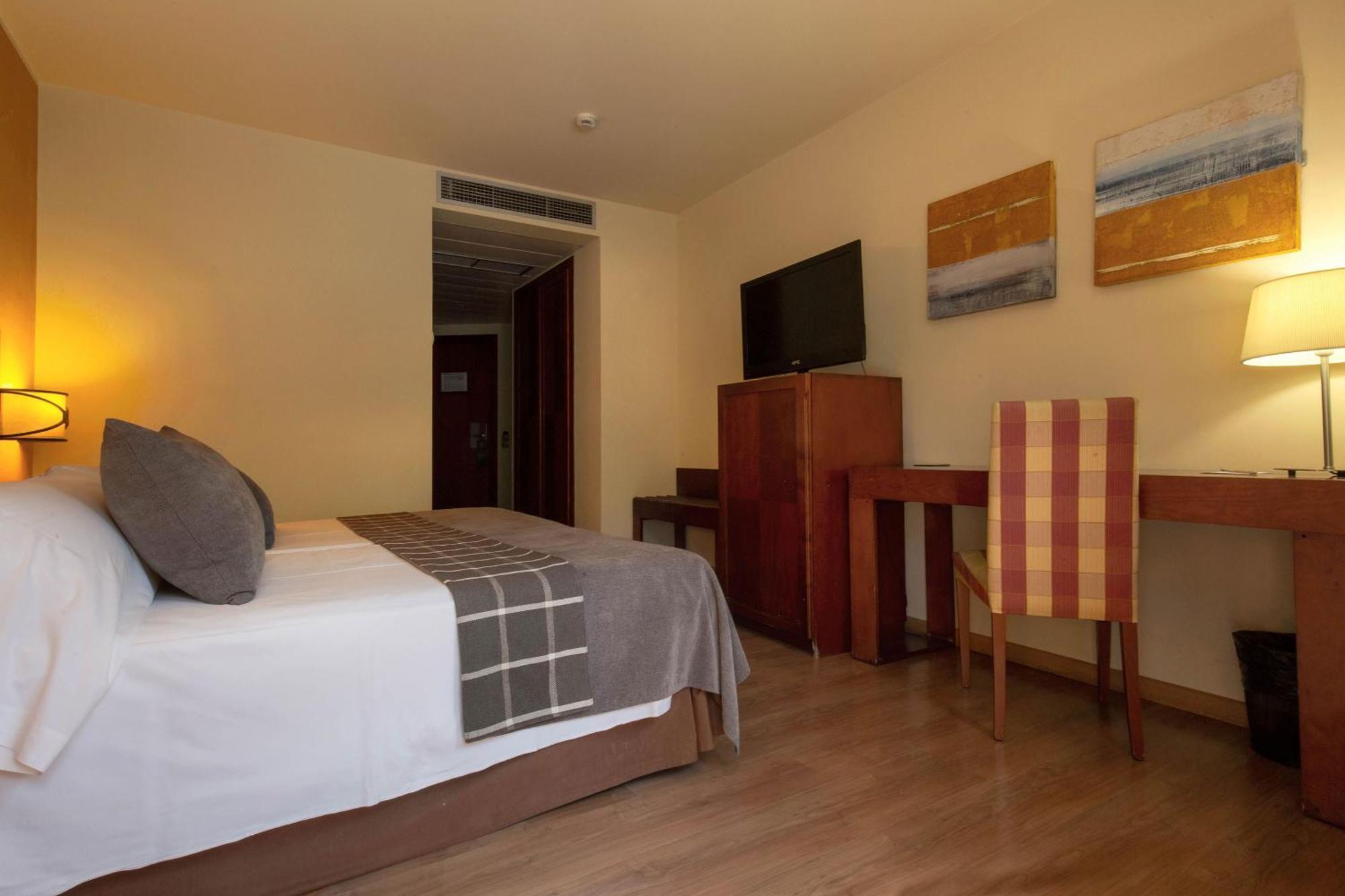Chambre Double ou Lits Jumeaux