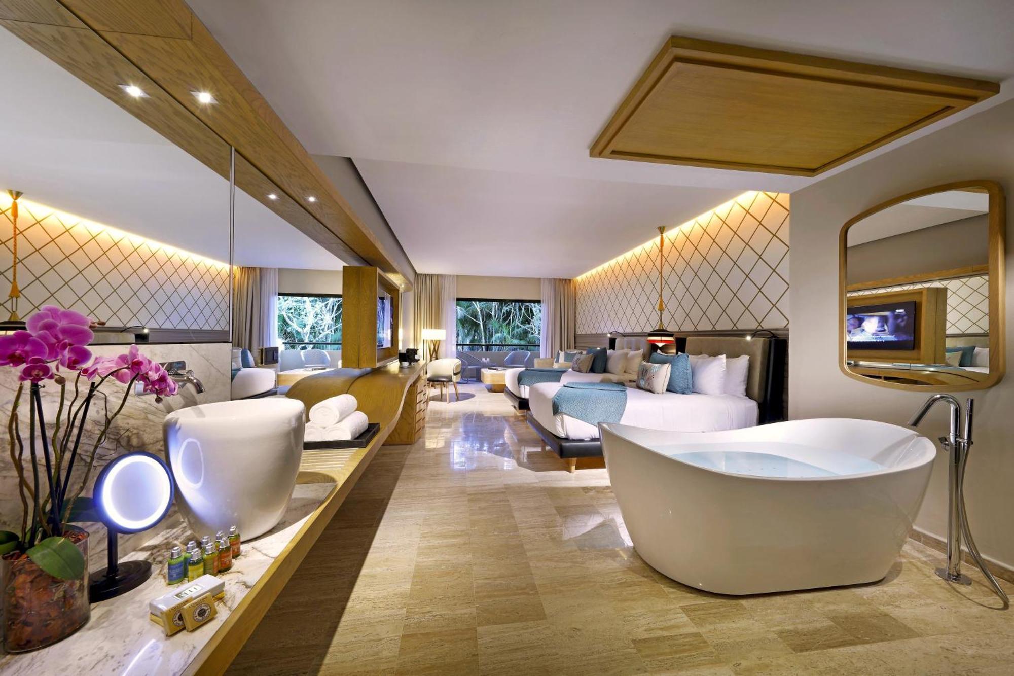 Junior Suite Poolside,1588055059:JPEG