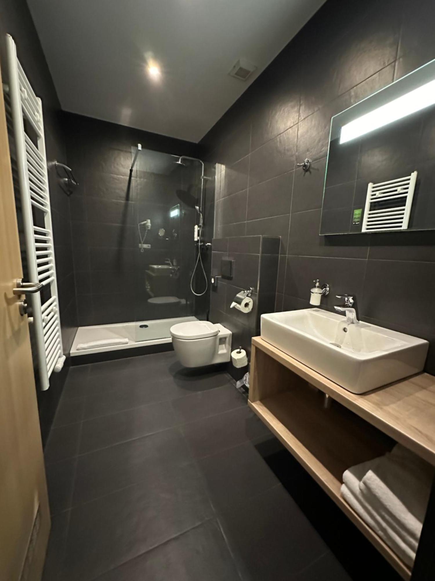 Double or Twin Room with Extra Bed