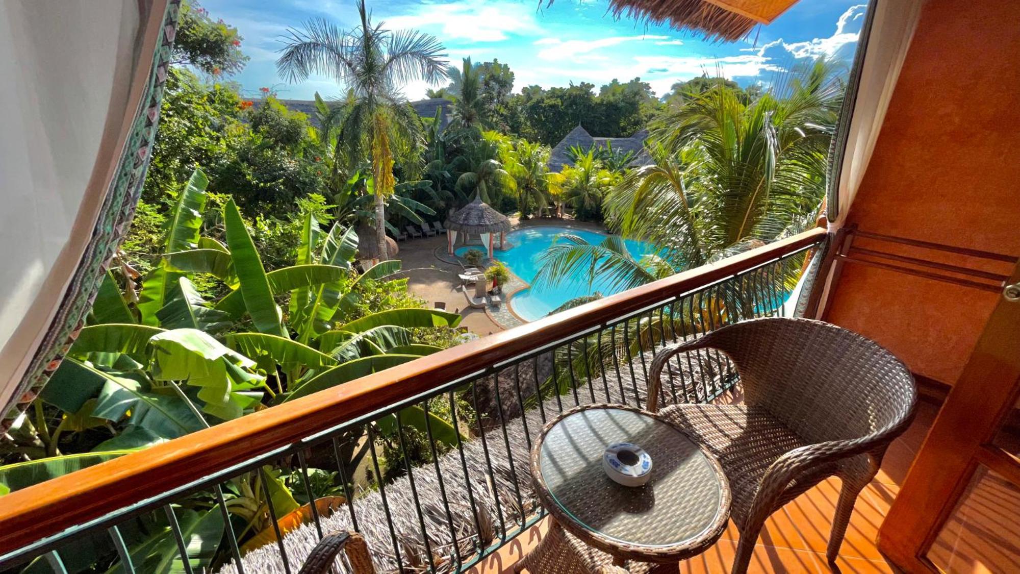 Casa Deluxe Pool View