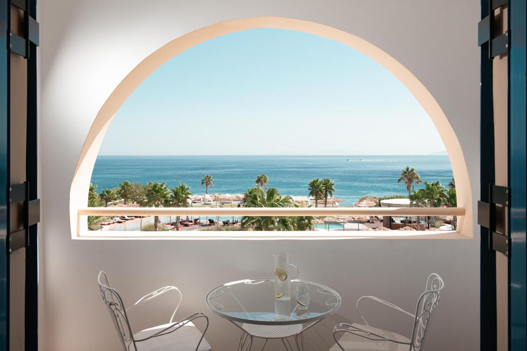 Twin Direct Sea View
