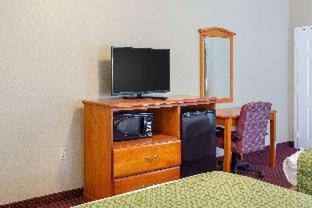 Standard Queen Room with Two Queen Beds - Non Smoking