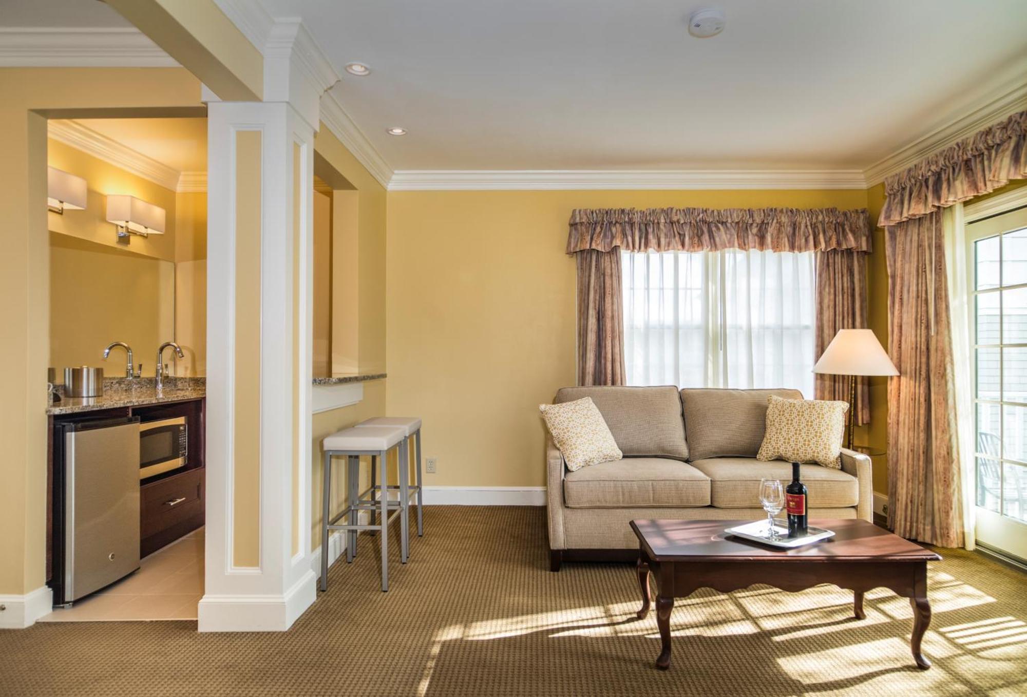 Junior Suite with Balcony