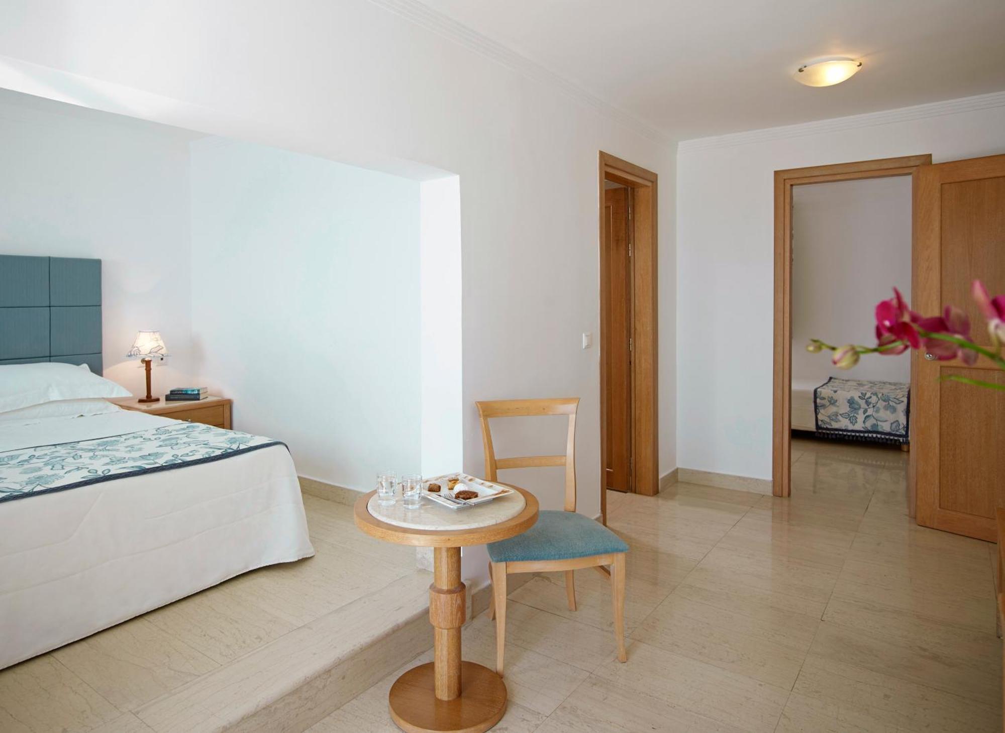Suite Familiare con Vista Giardino