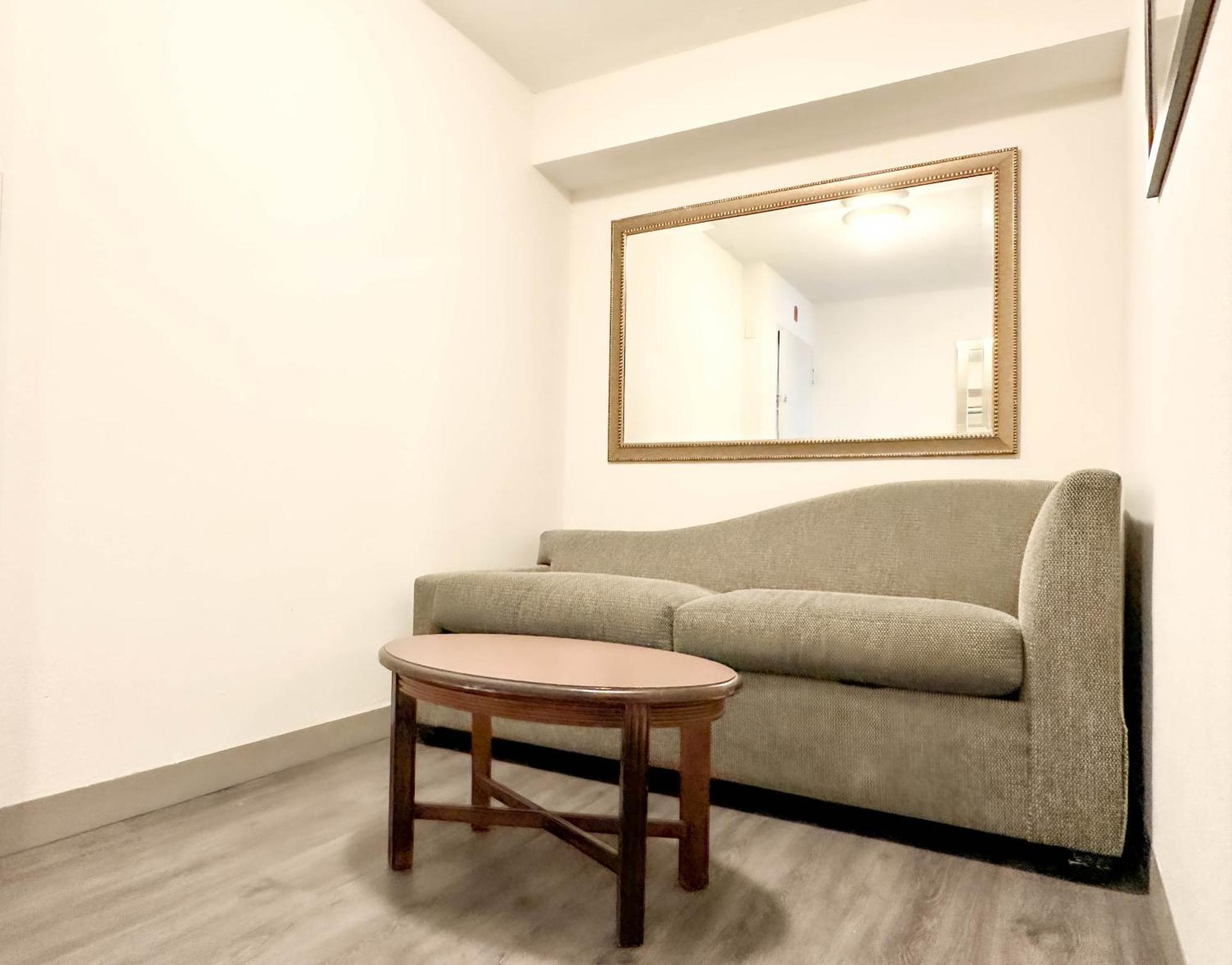 Deluxe Queen Room Two Queen Beds Sofa Bed