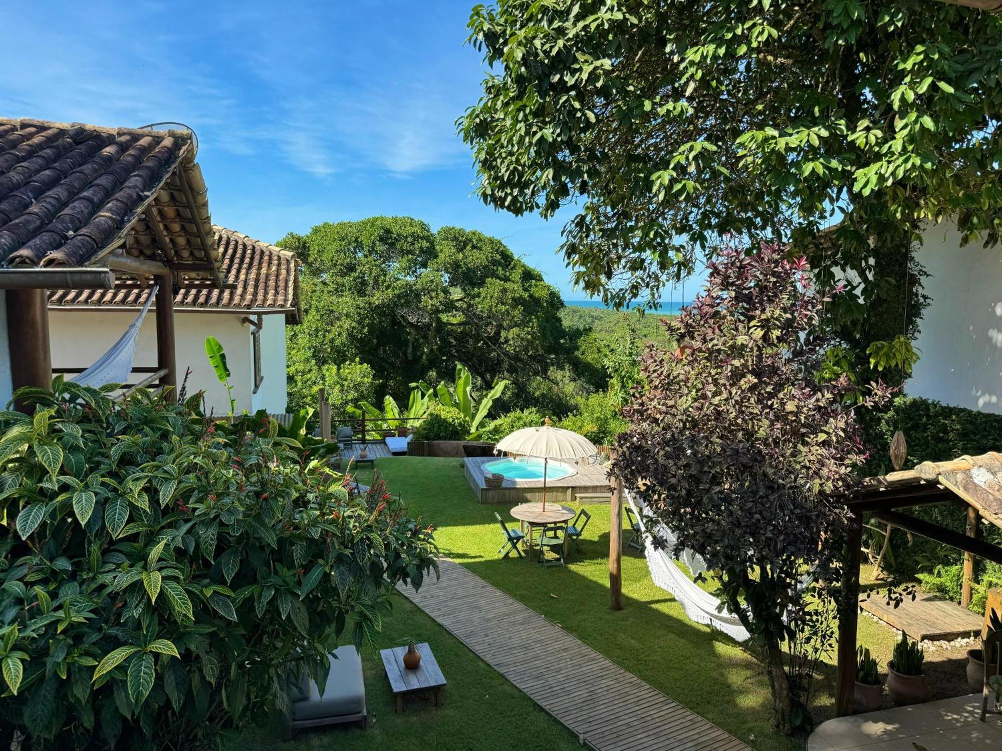 Apartamento com Varanda